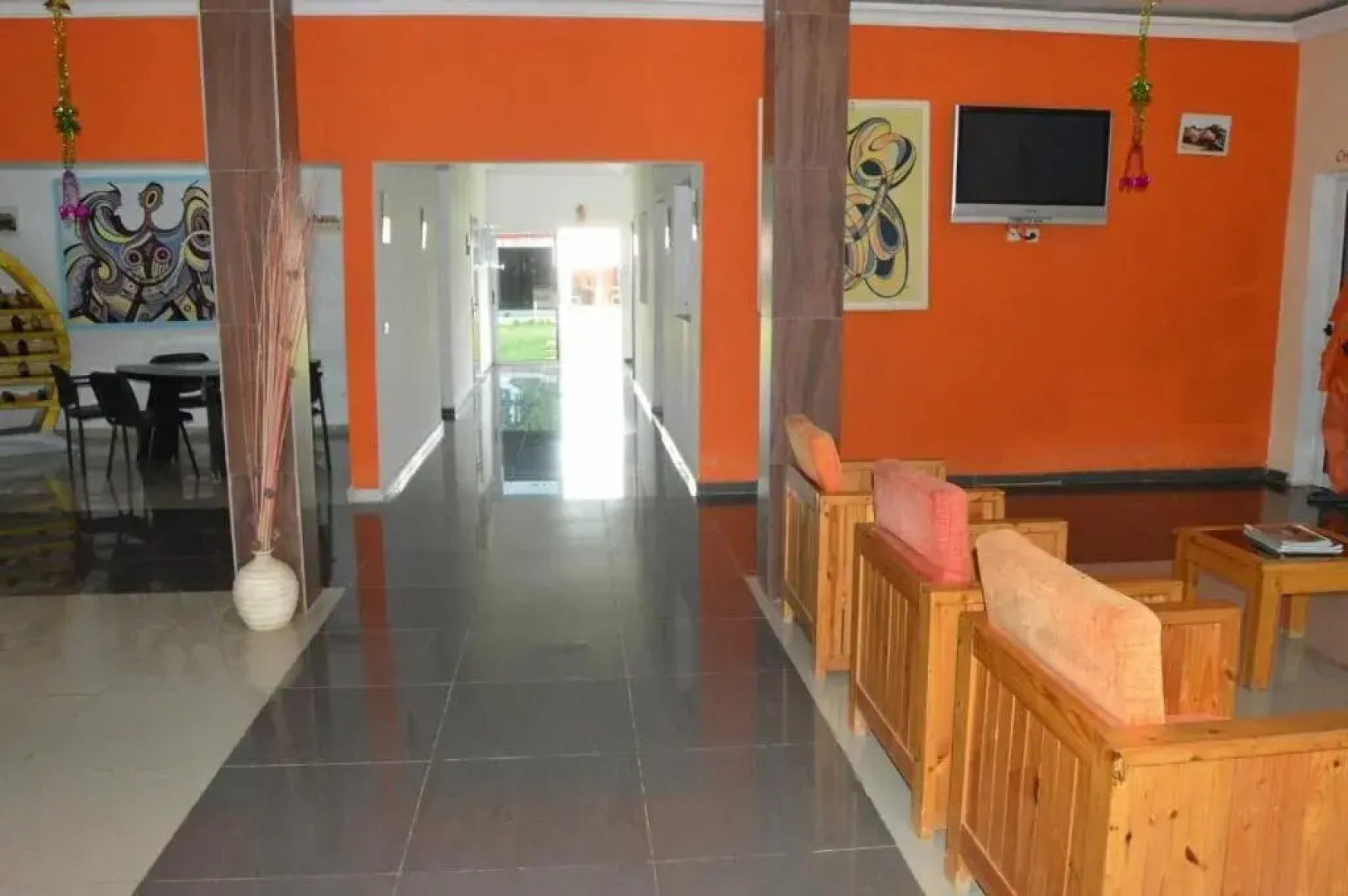 Imans Hotel Dabou