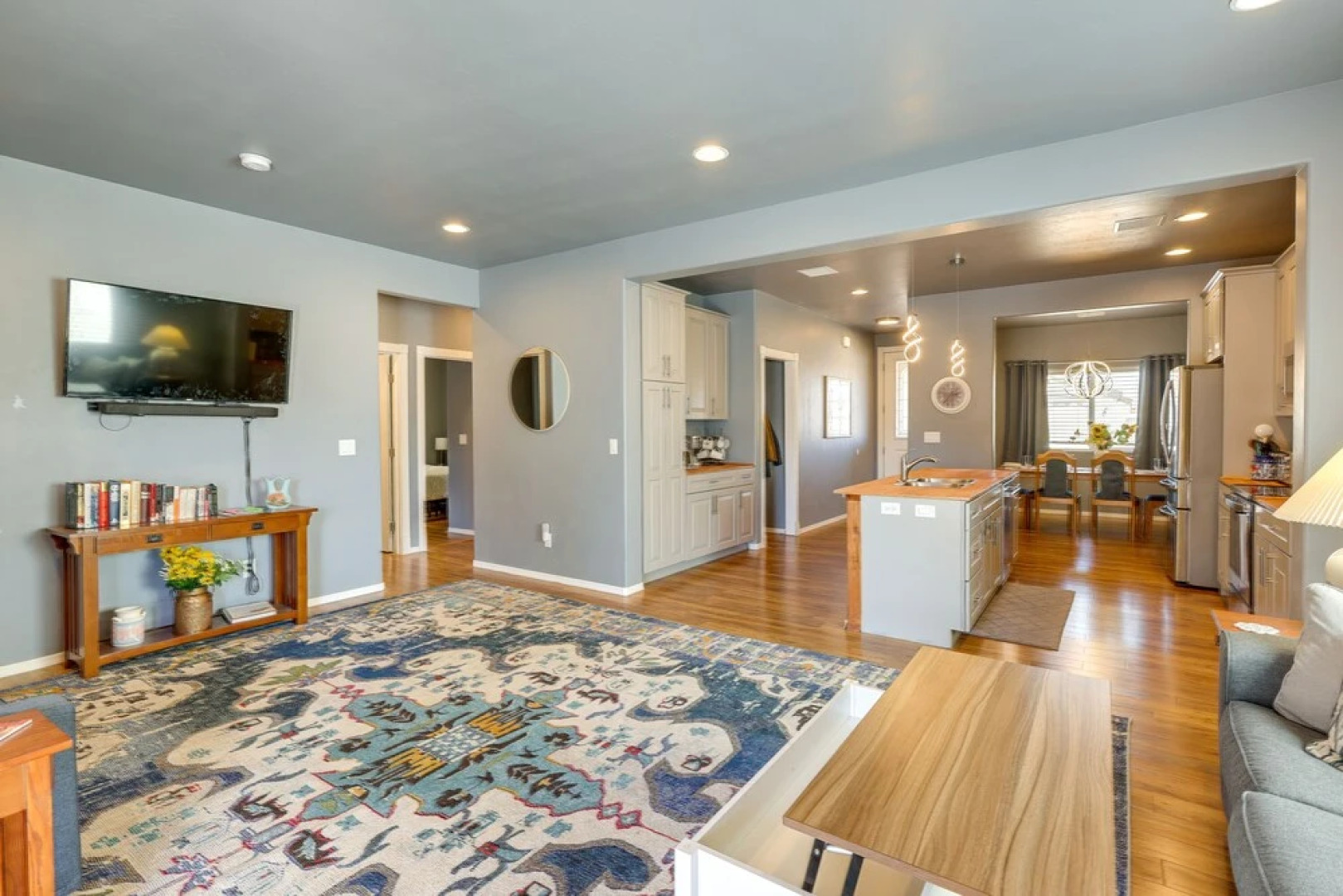 Kingman Getaway w/ Patio Near Route 66!