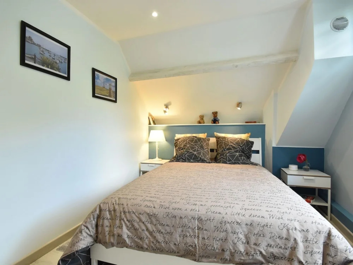 Stunning Holiday Home in Quinévilla Near Beach