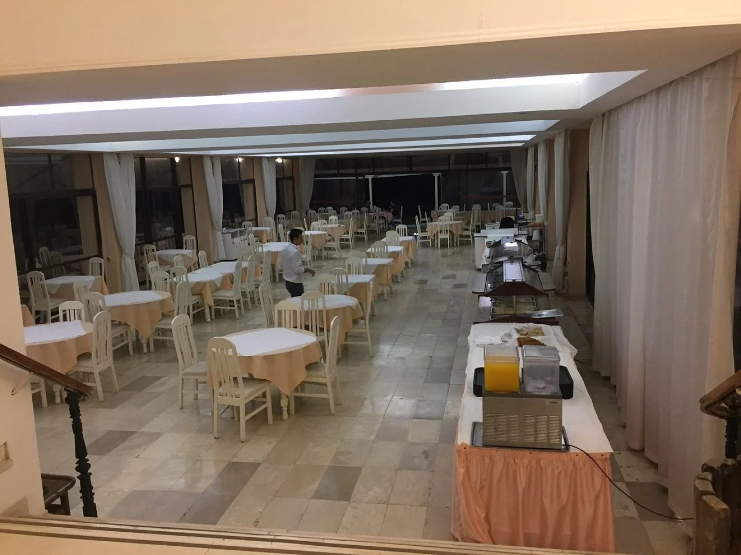 Irinna Hotel