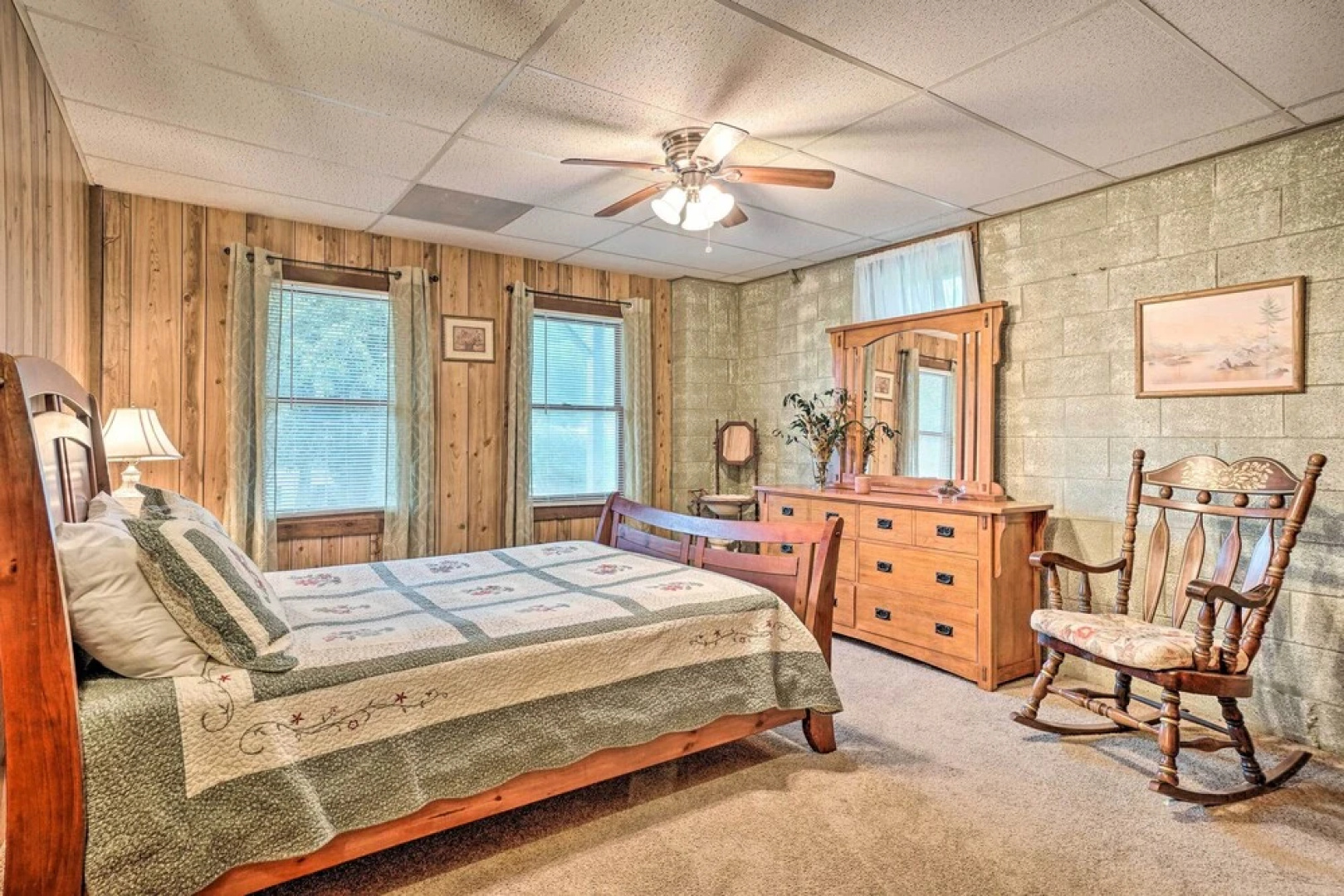 Hot Tub & Fire Pit: Pet-friendly Clayton Escape!
