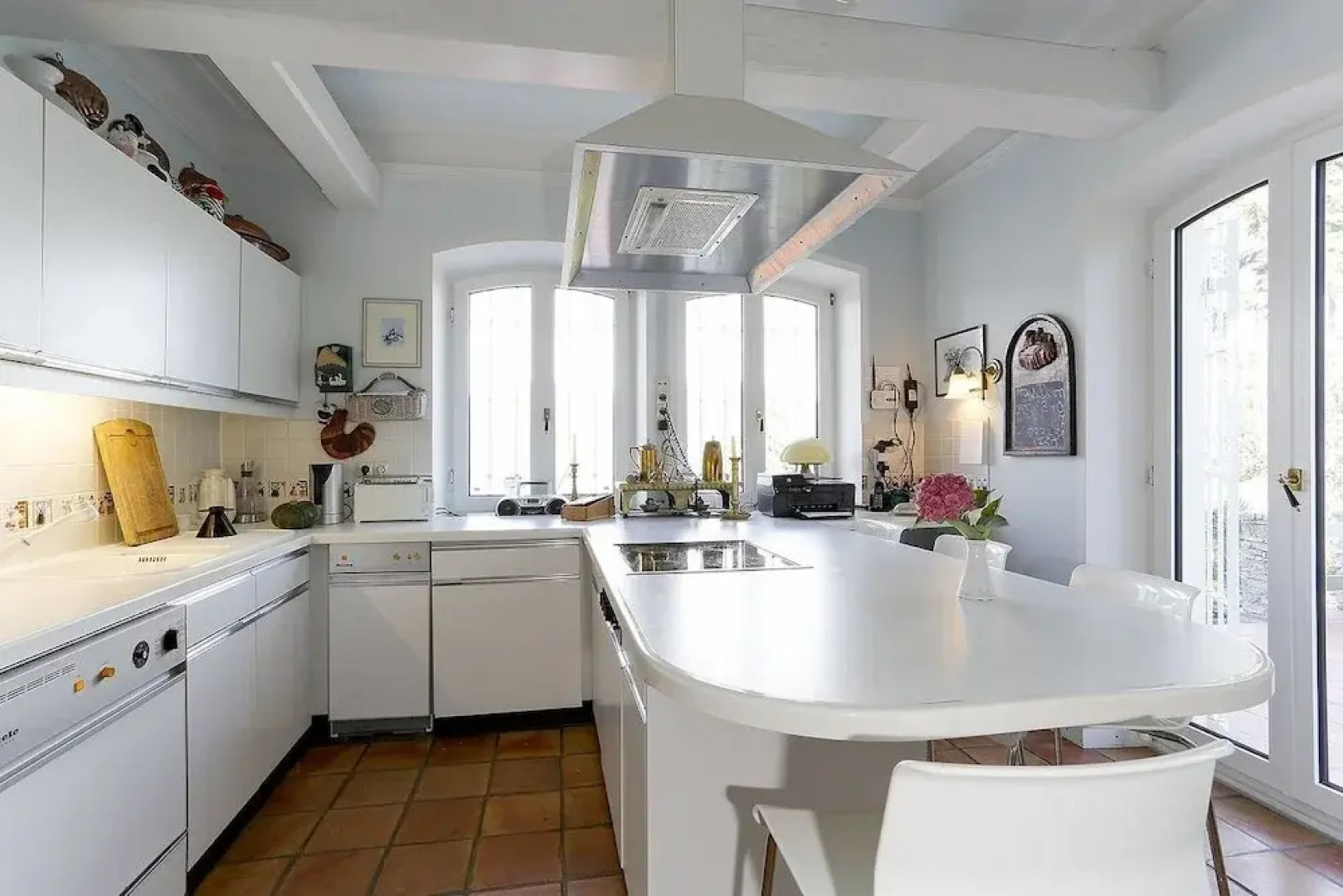 Luxury Italian Lakes Villa With Pool. 360 Degree Views. Sleeps 11