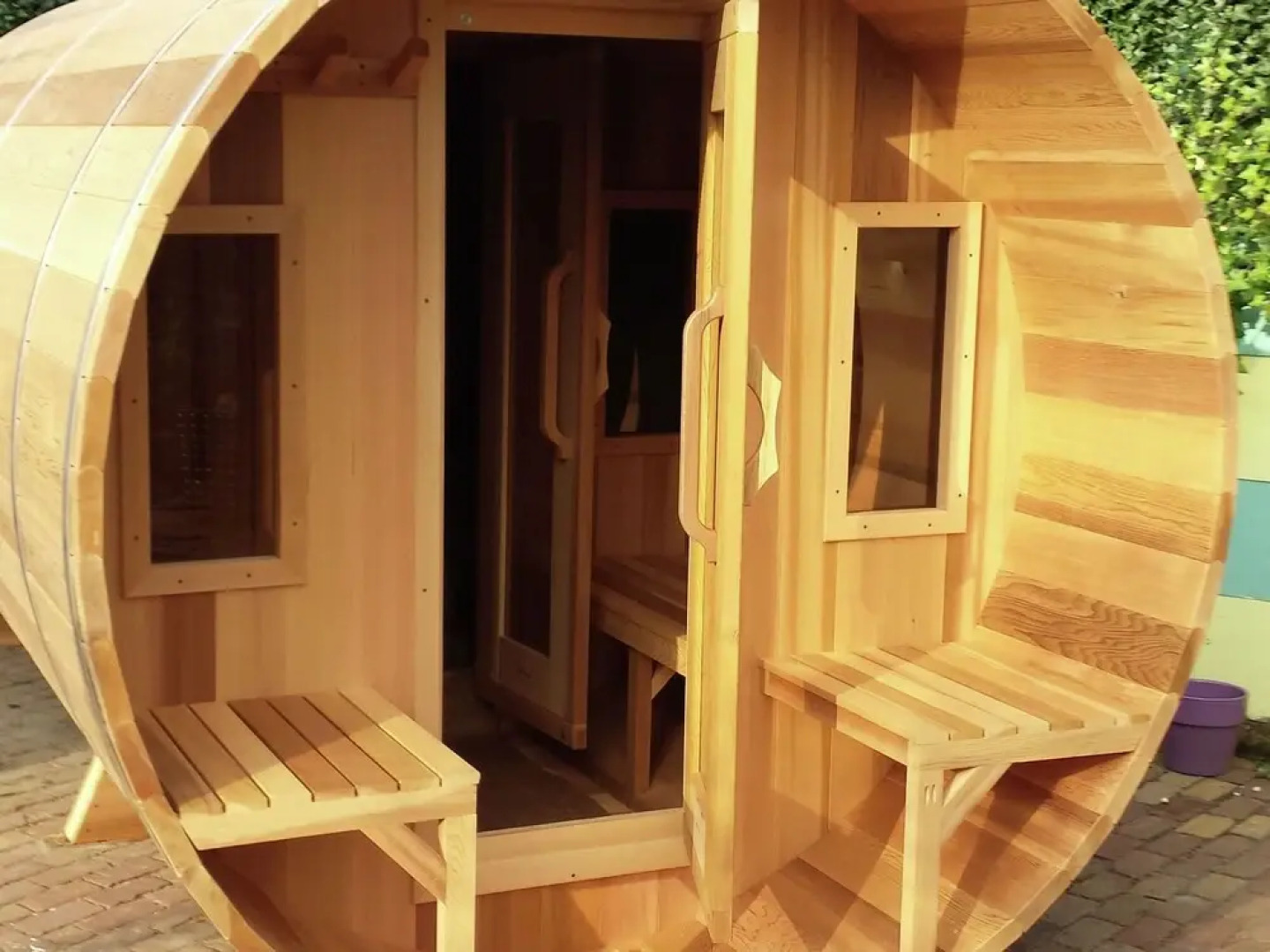 Fantastic House Lake Front, Pedalo Boats, Close to Spa