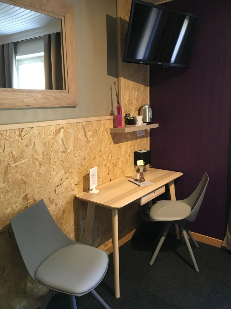 Au Cheval Blanc Hôtel et Restaurant