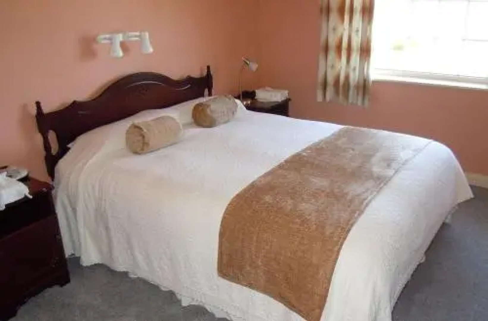 Coolbawn Lodge Farmhouse