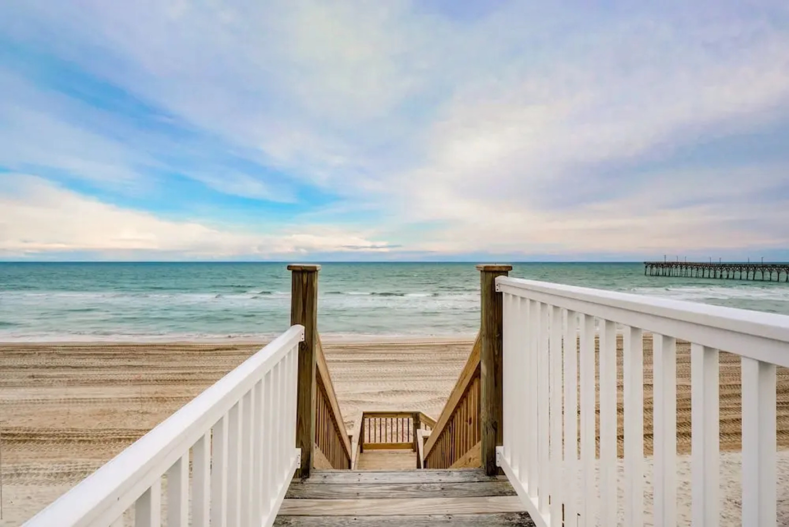 New Listing! Oceanfront Oasis W/ Sparkling Pool 5 Bedroom Townhouse