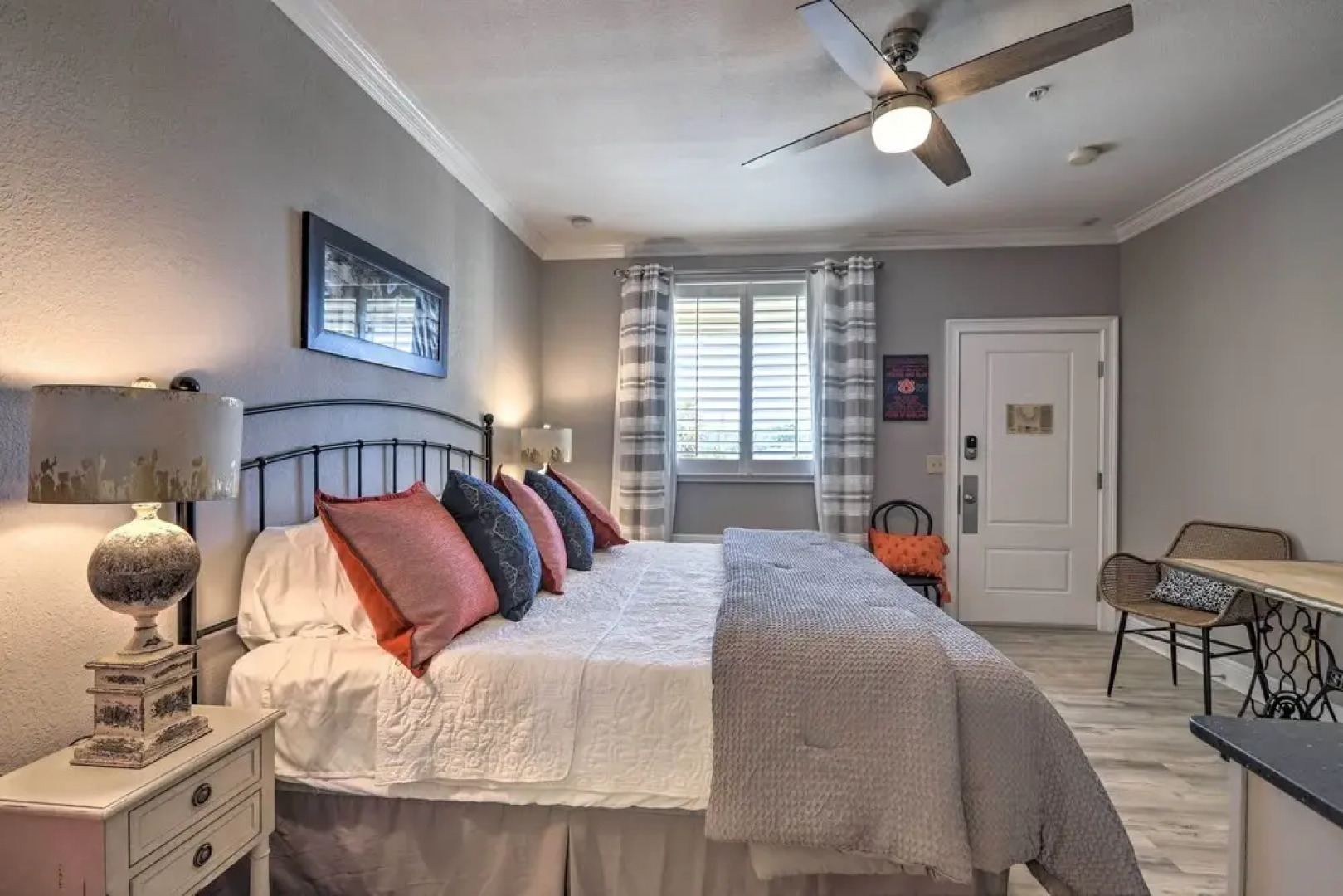 Cozy Auburn Studio < 1 Mile to University!