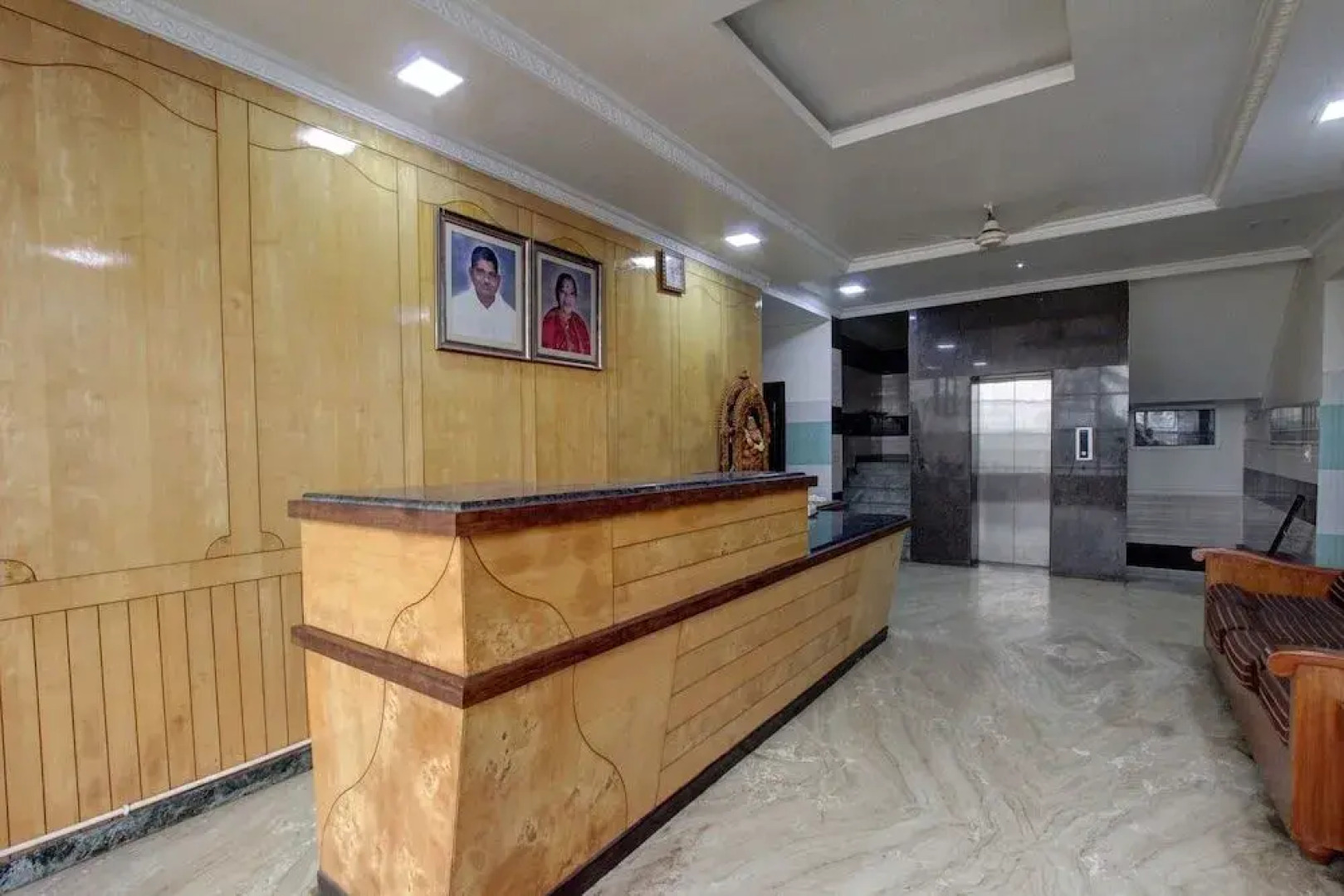 SPOT ON 29404 Kruthika Comforts