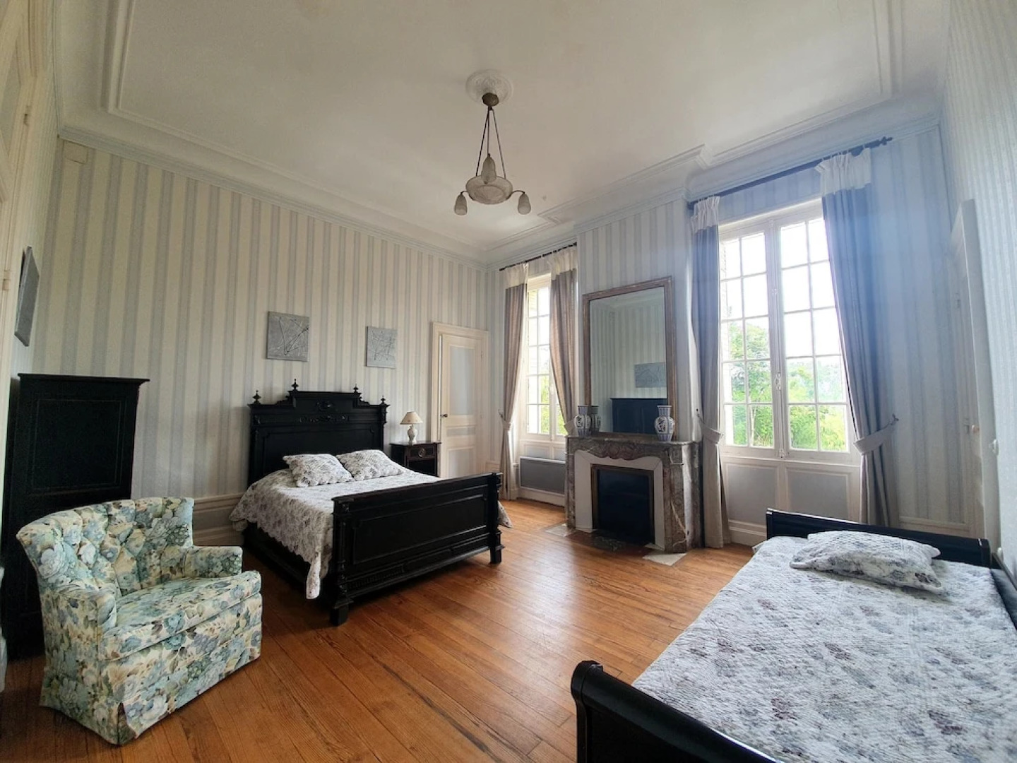 Château Belle Epoque - Chambres d'Hôtes & Gîtes