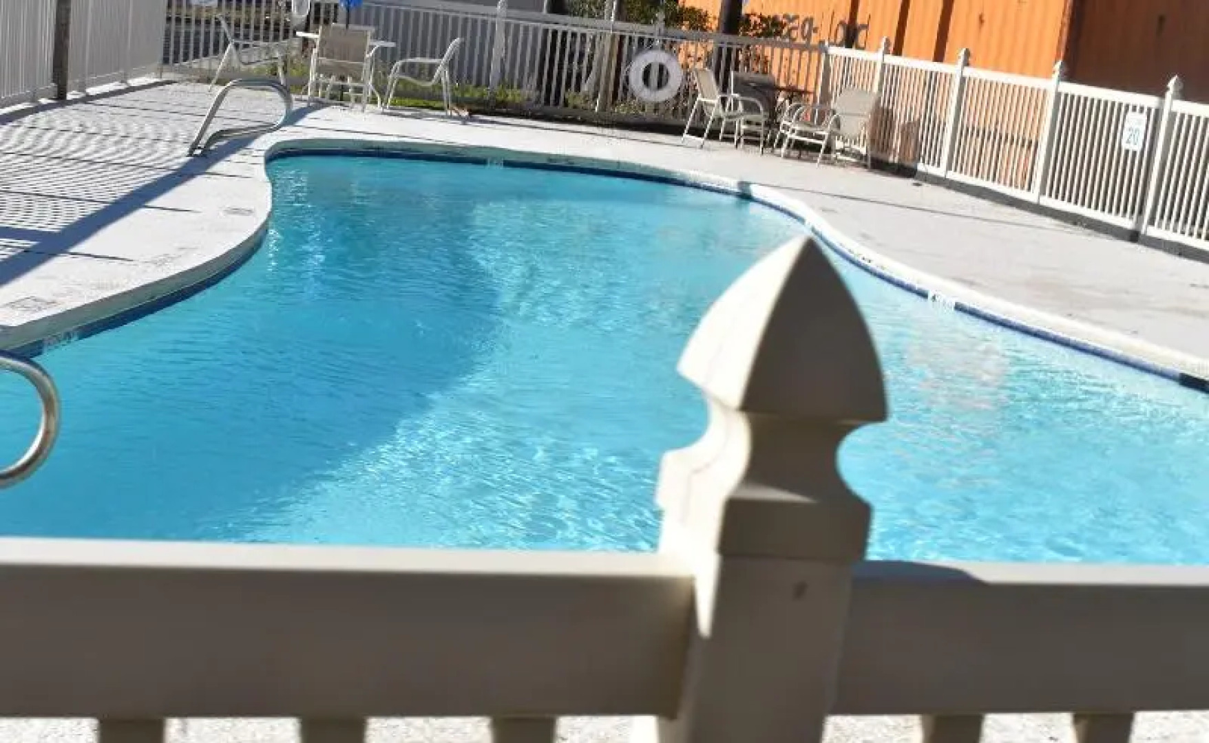 Guest Cottage & Suites By OYO Brunswick/Golden Isles