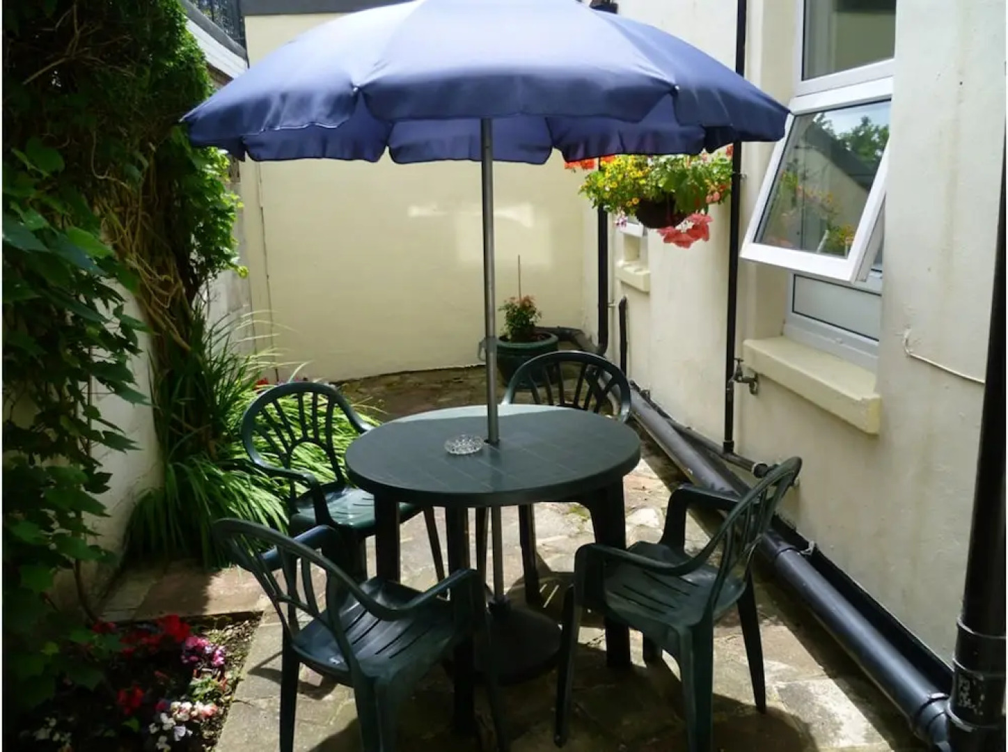 Sandy Bay Guest House