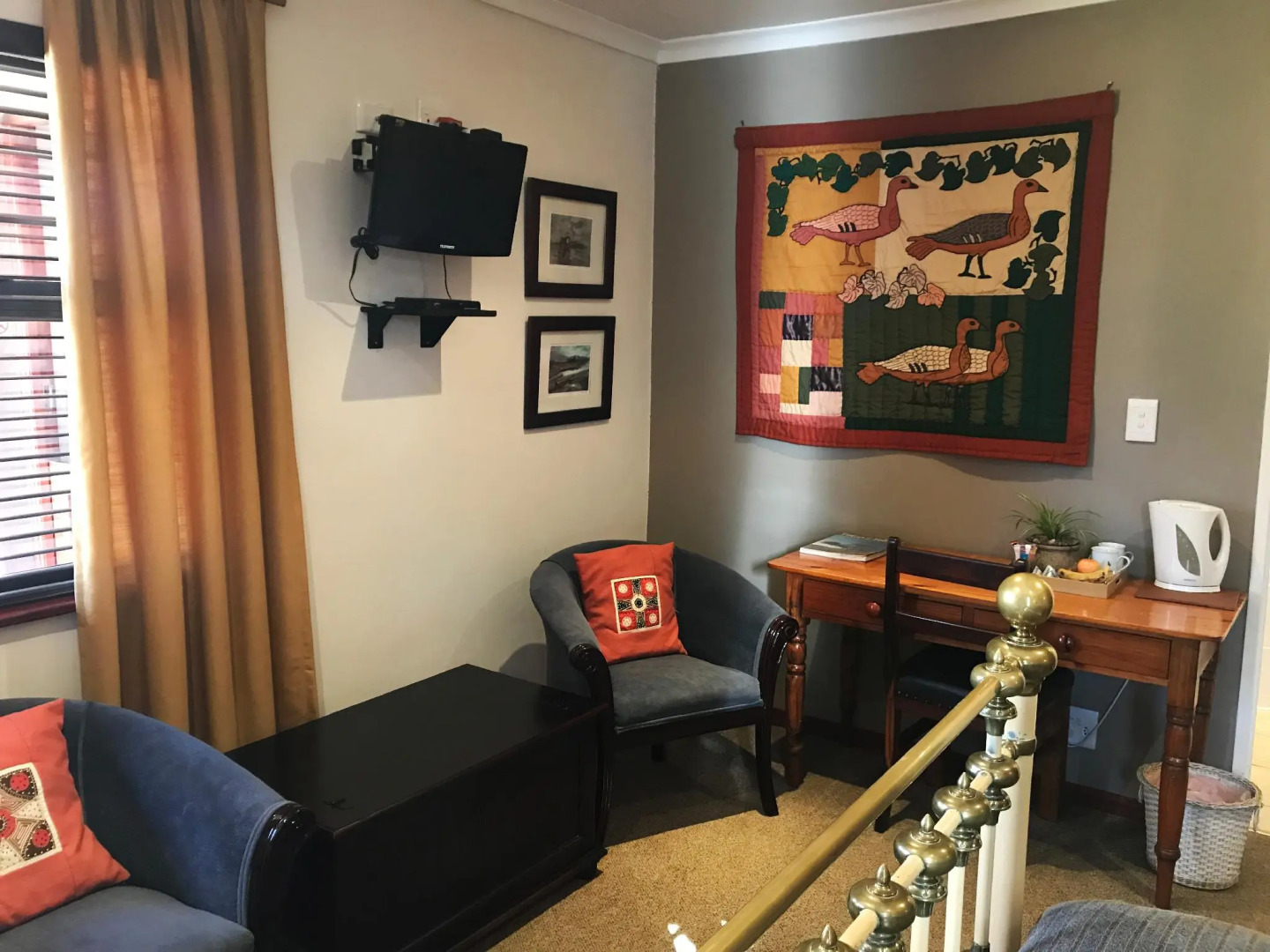 The Crown Guesthouse