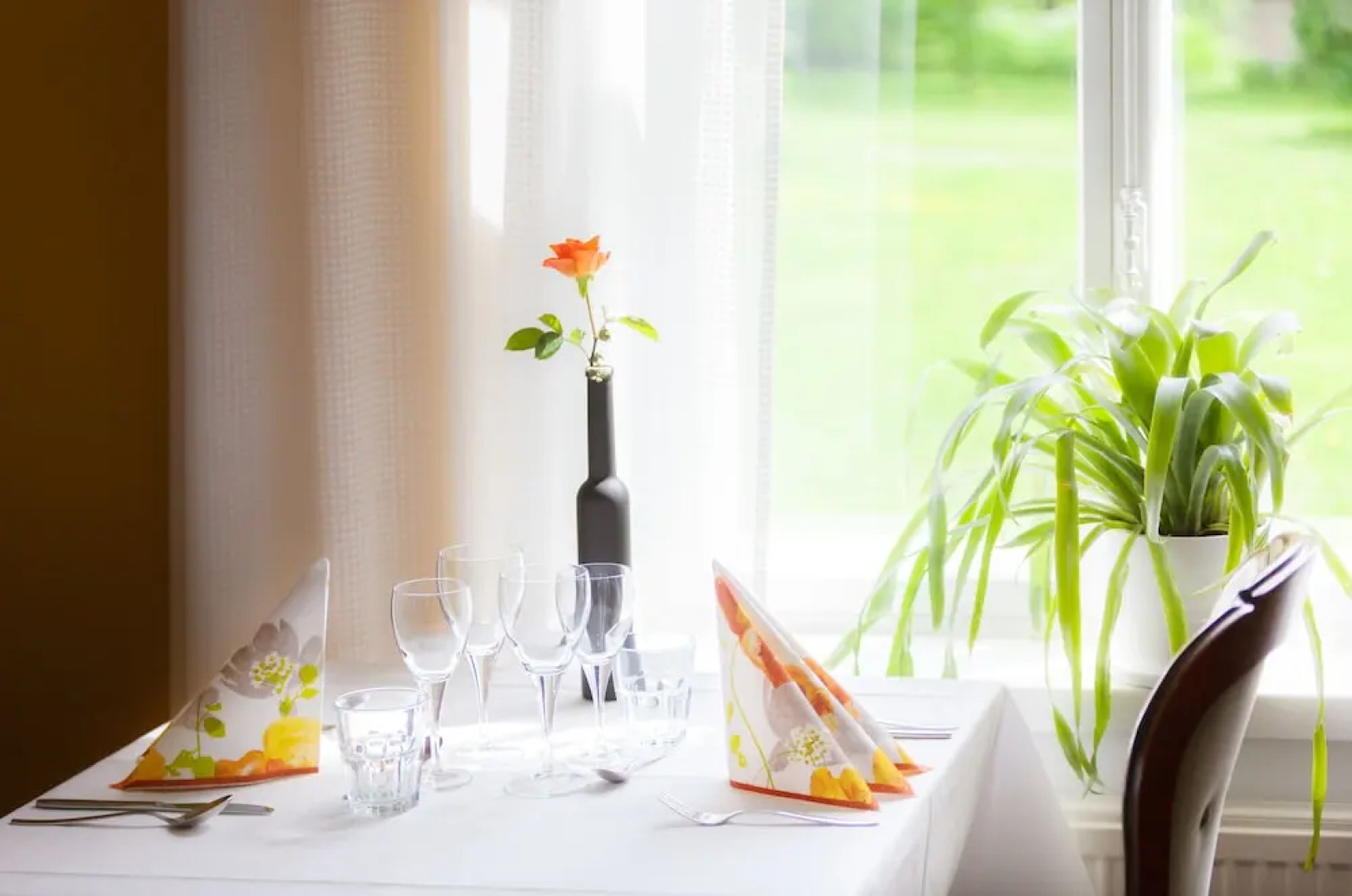 Lepaan Matkailun Kartanon vierashuone