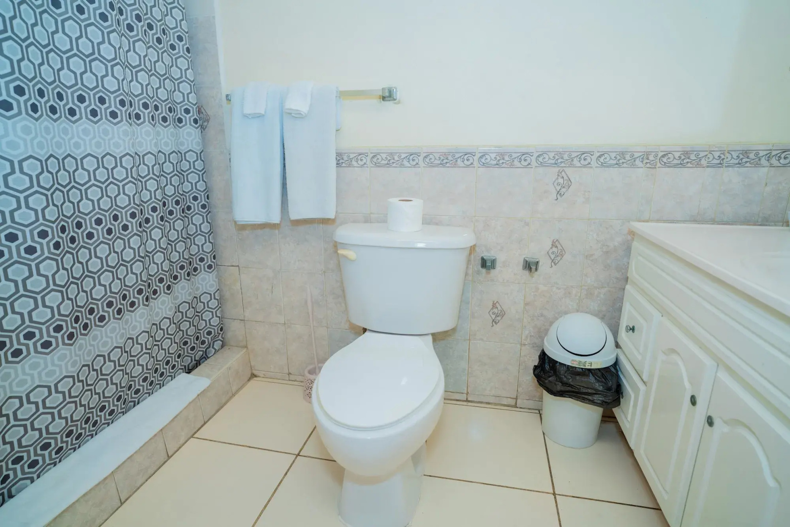 Connie's Comfort Suites
