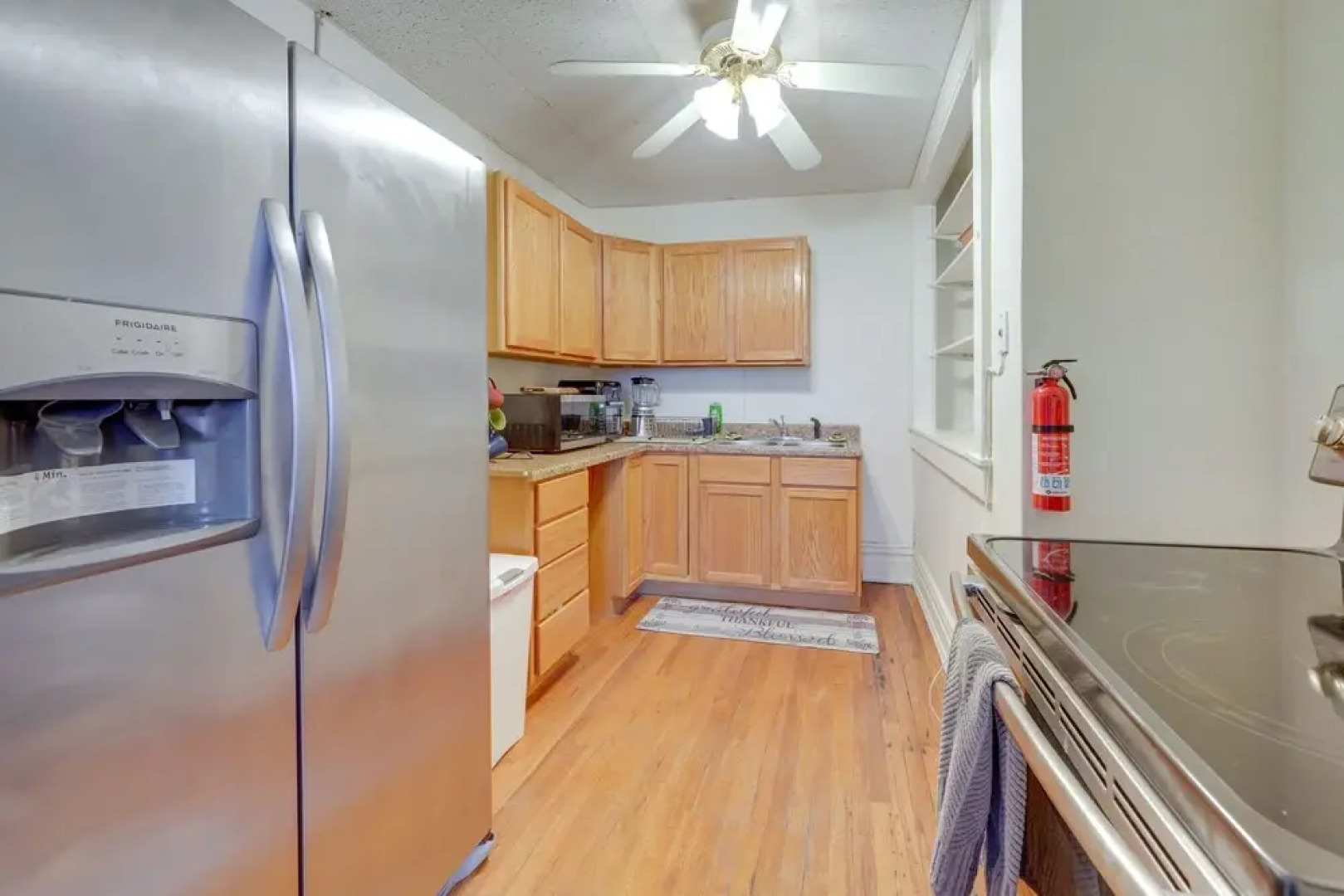 Central Beckley Studio: 8 Mi to New River Gorge