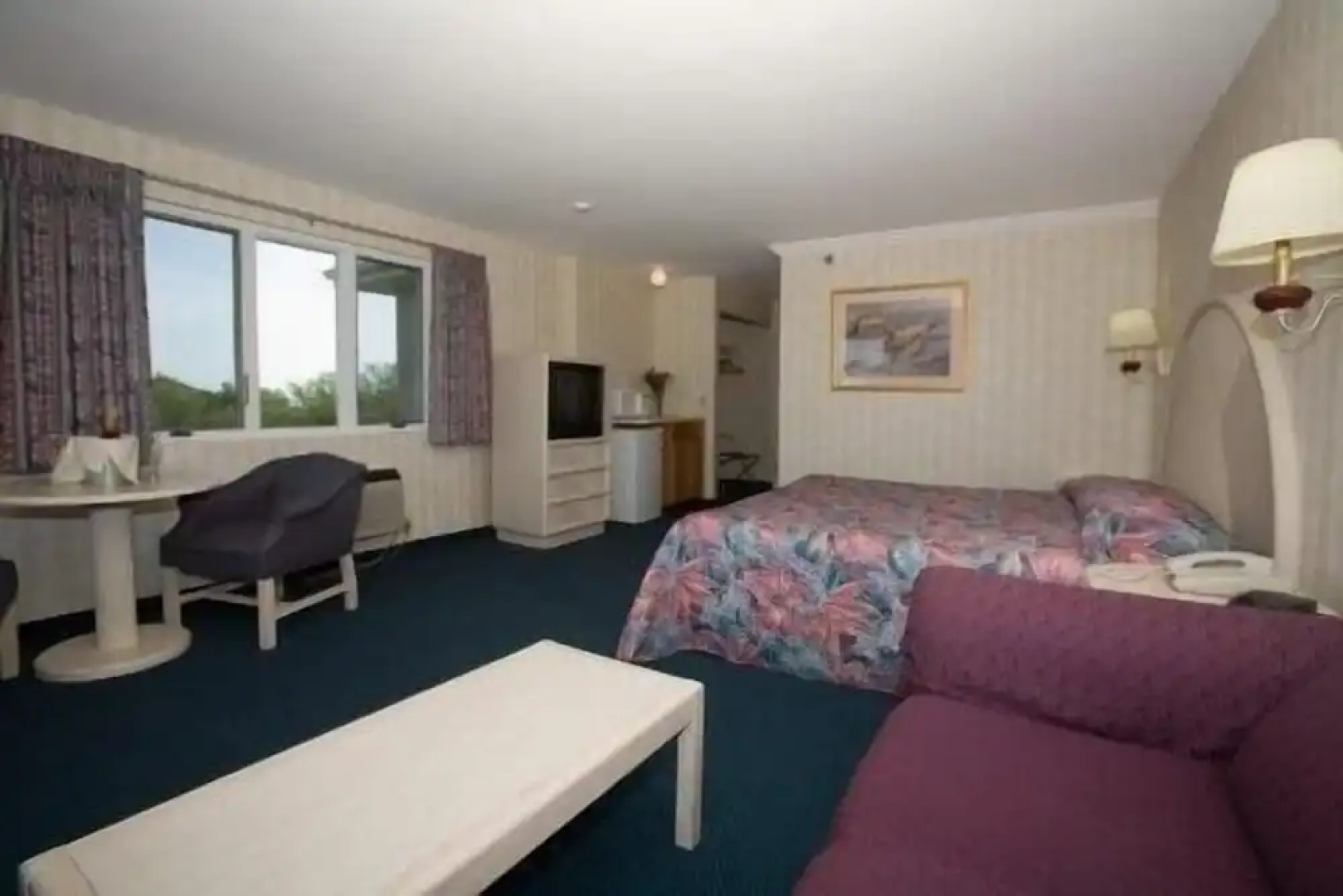 Winnapaug Inn