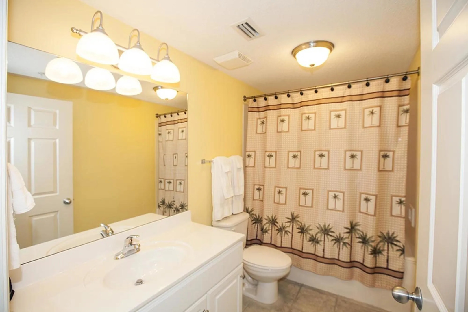 Majestic Beach Resort by Panhandle Getaways