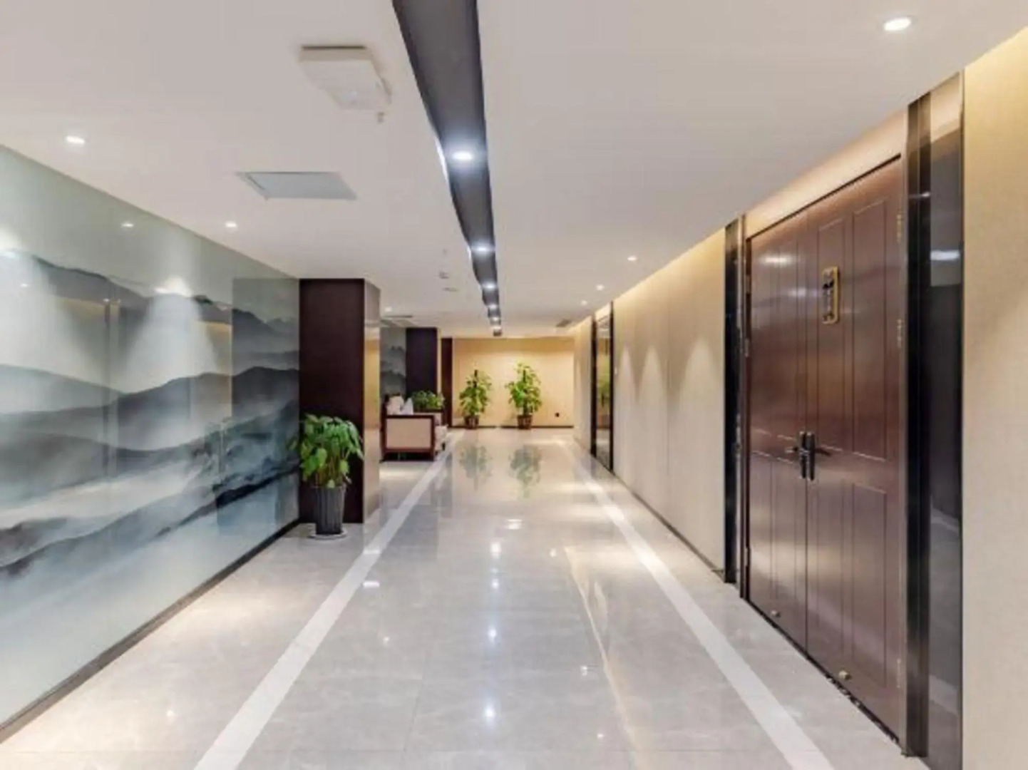 Huayuan International Hotel