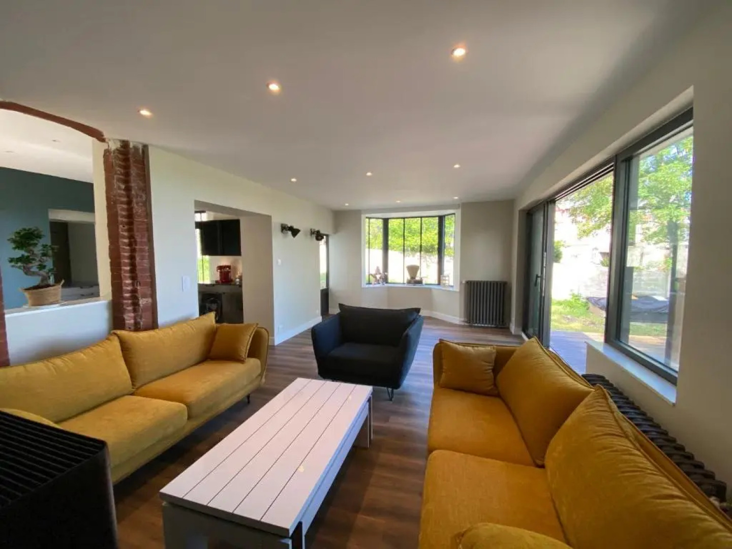 L Alouette by Icone Collection