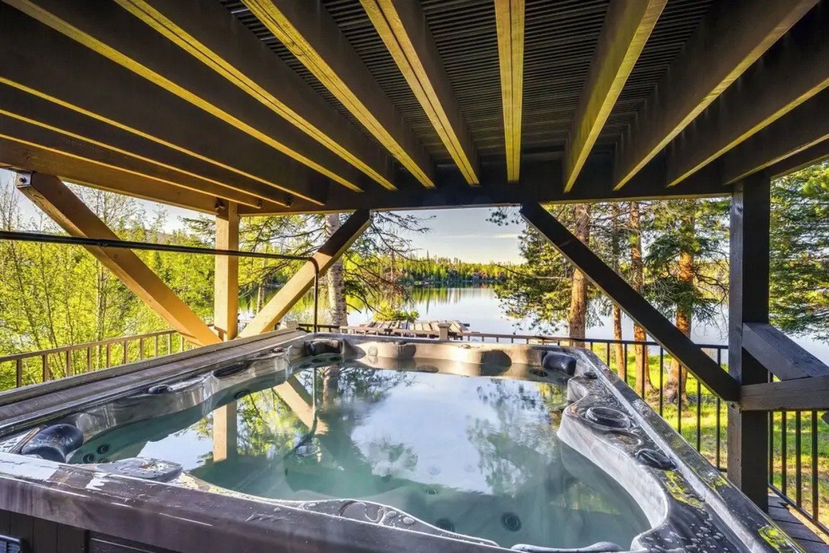 Hot Tub & Mtn Views: Waterfront Grand Lake Cabin!