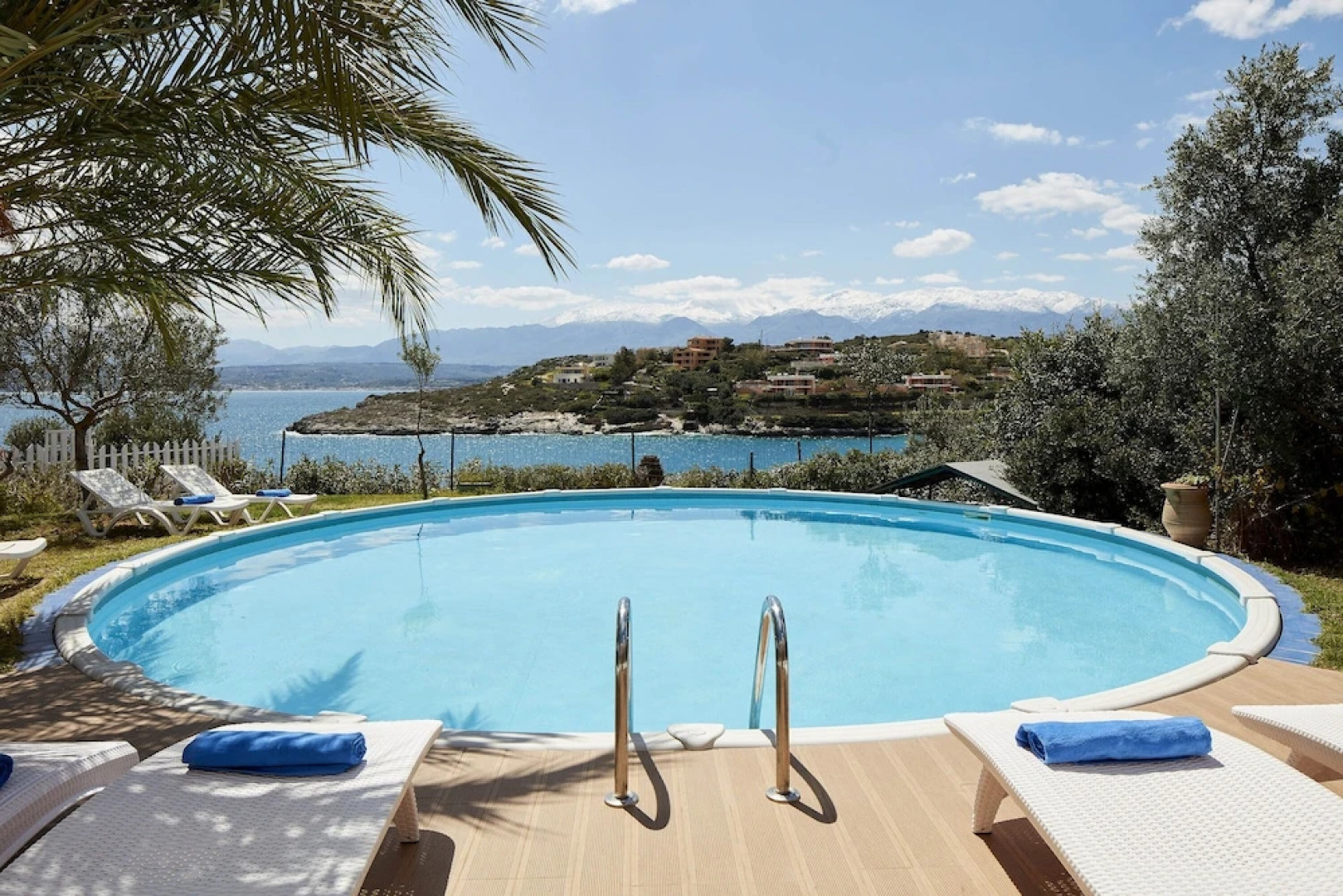 Longobardi Sea Front Villa Chania Greece