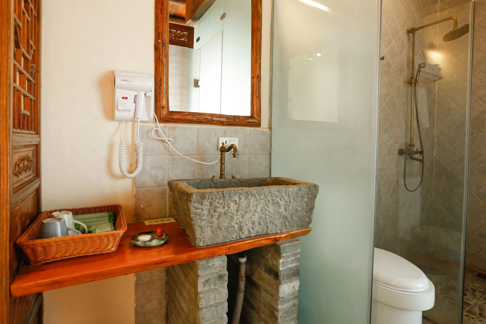 Yangshuo River Lodge