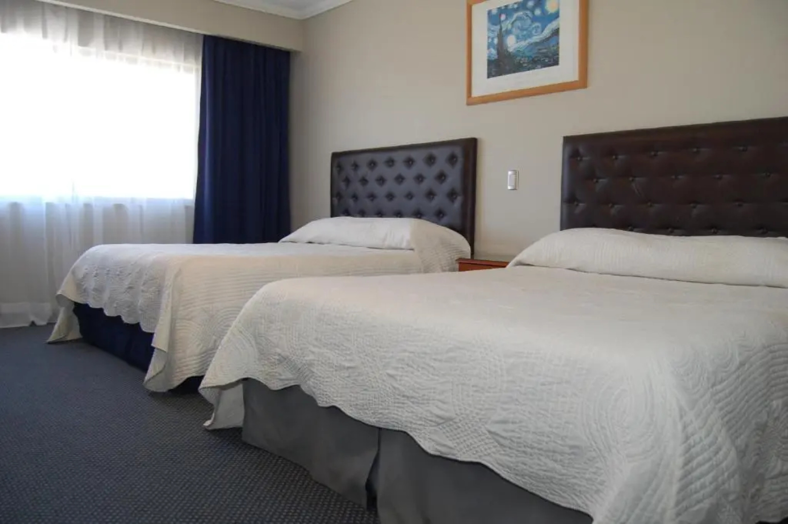 Econohotel