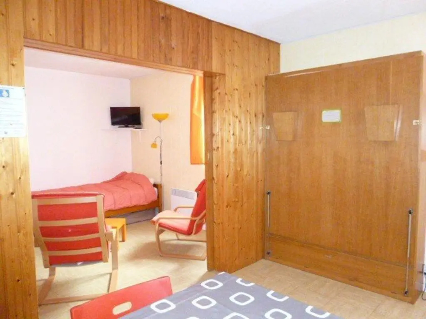 Appartement Arette, 1 pièce, 4 personnes - FR-1-602-6