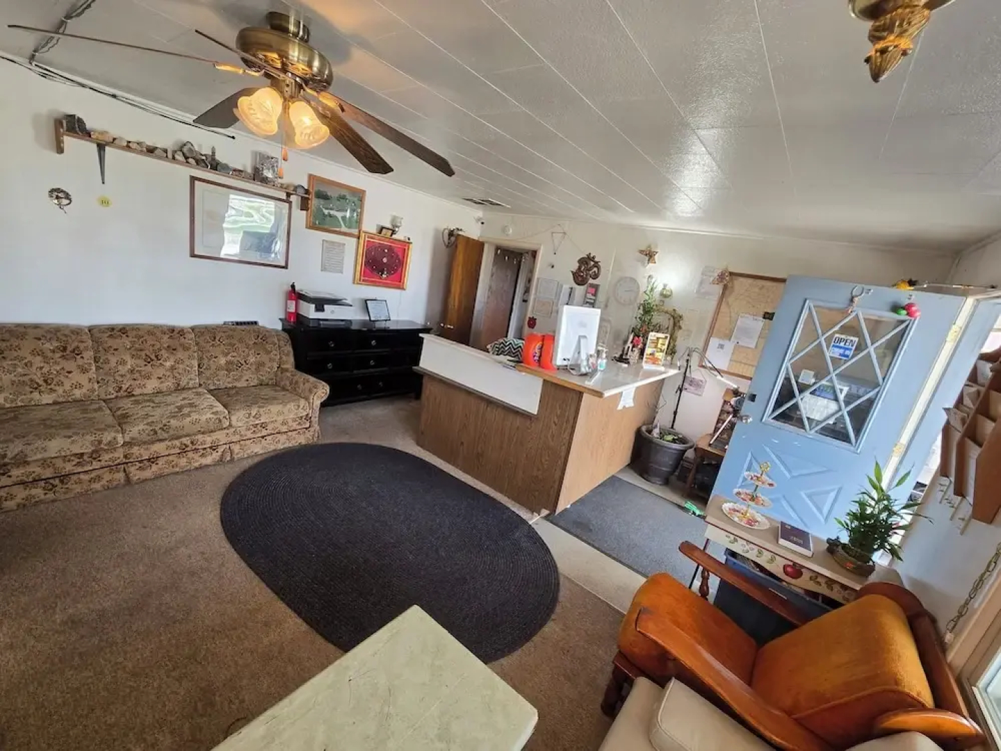 OYO Sandman Inn