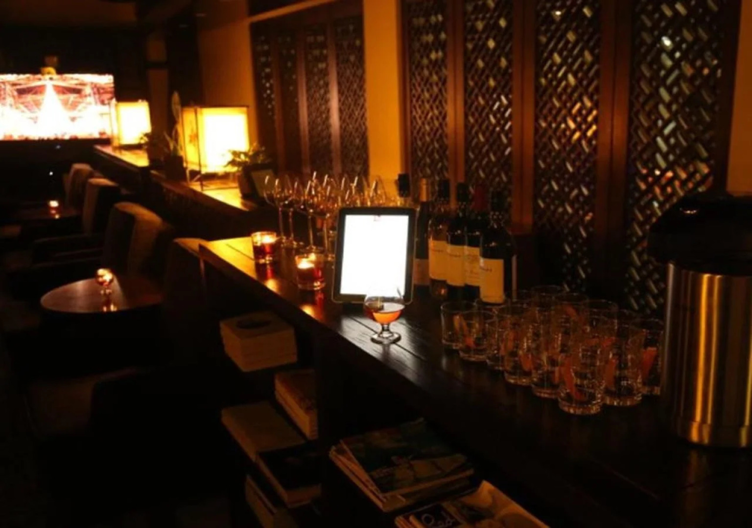 Shichahai Shadow Art Performance Hotel