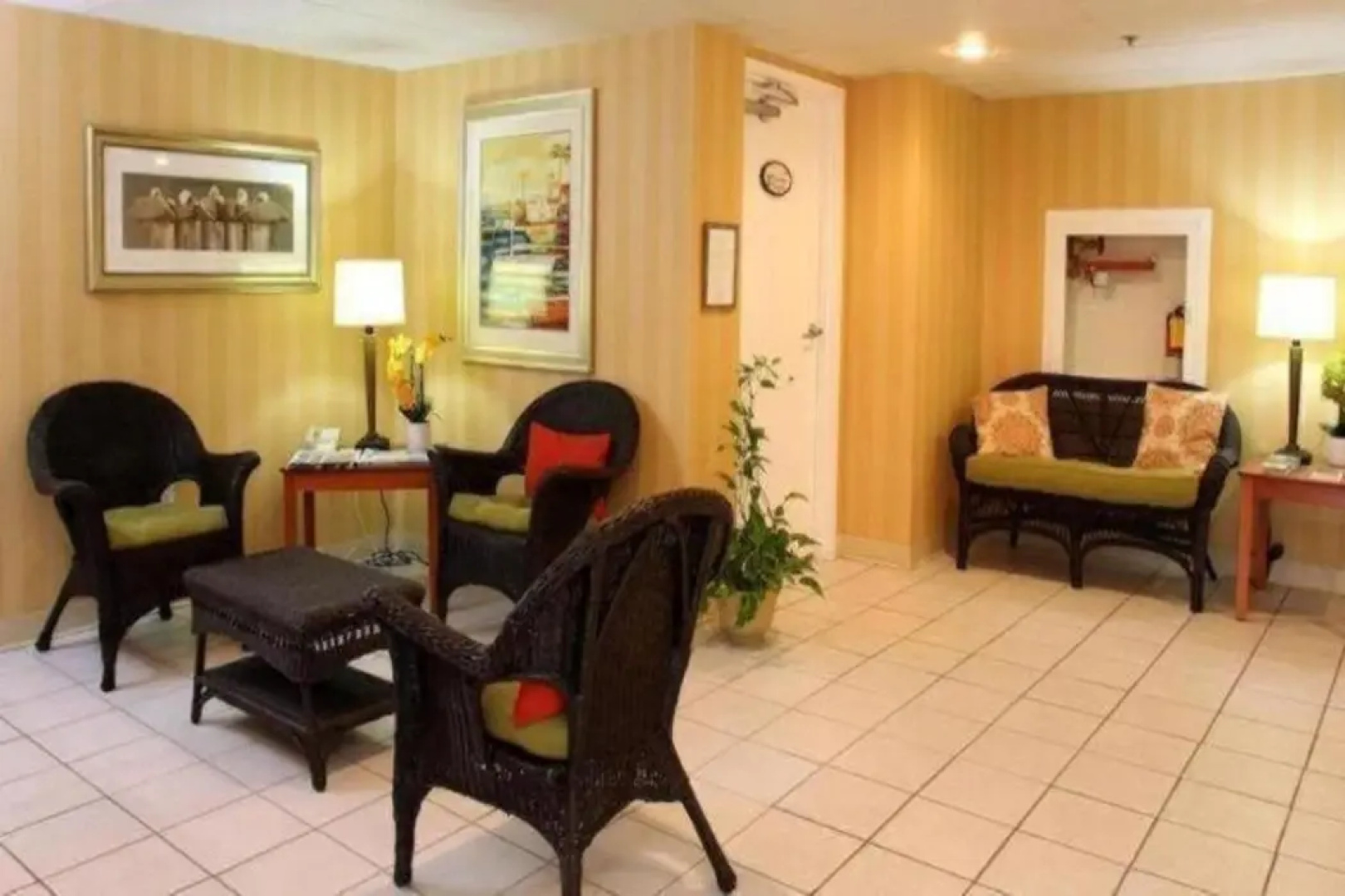 ChartHouse Clearwater Beach Marina Hotel