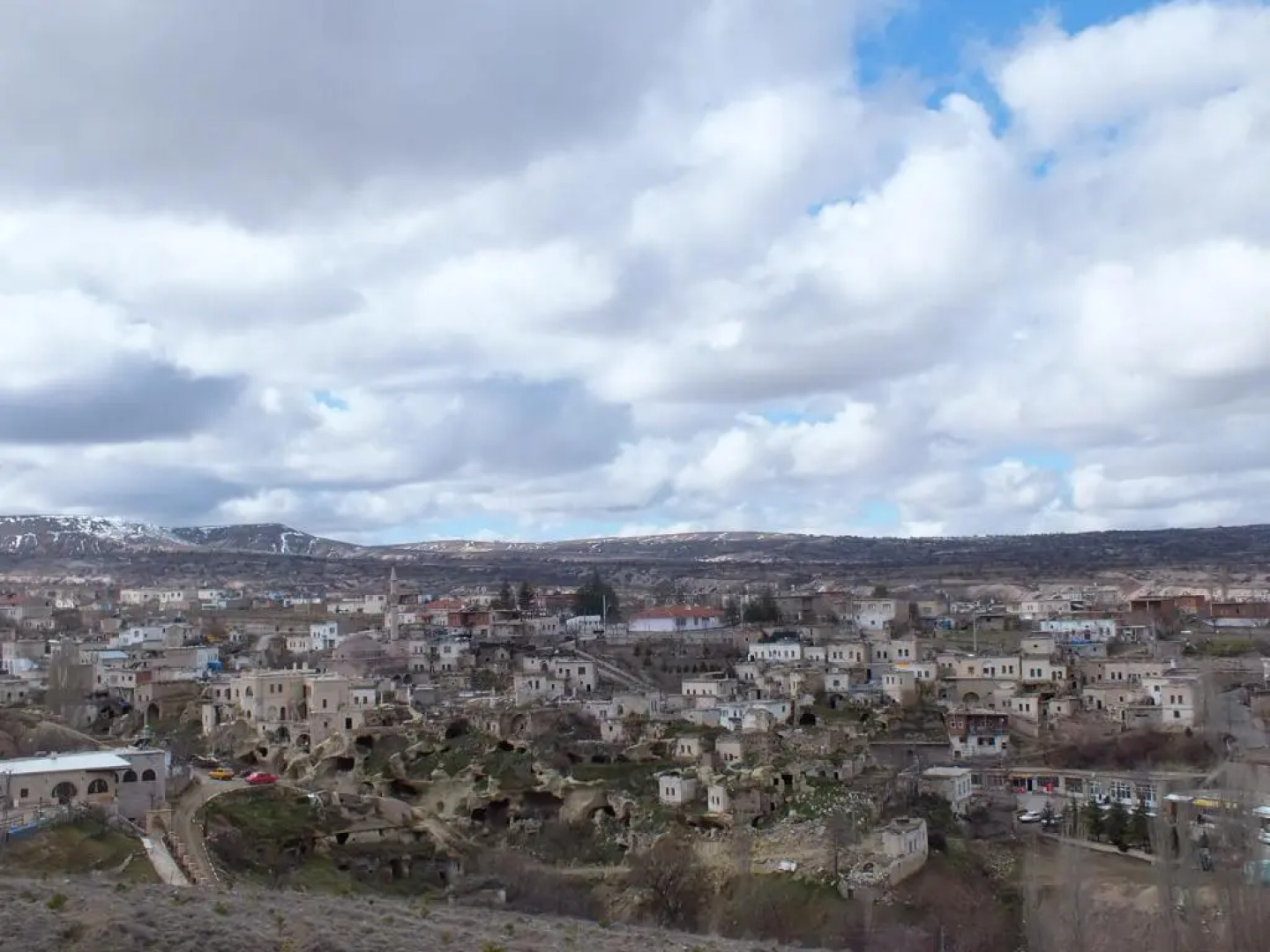 Dilek Tepesi Cave Hotel