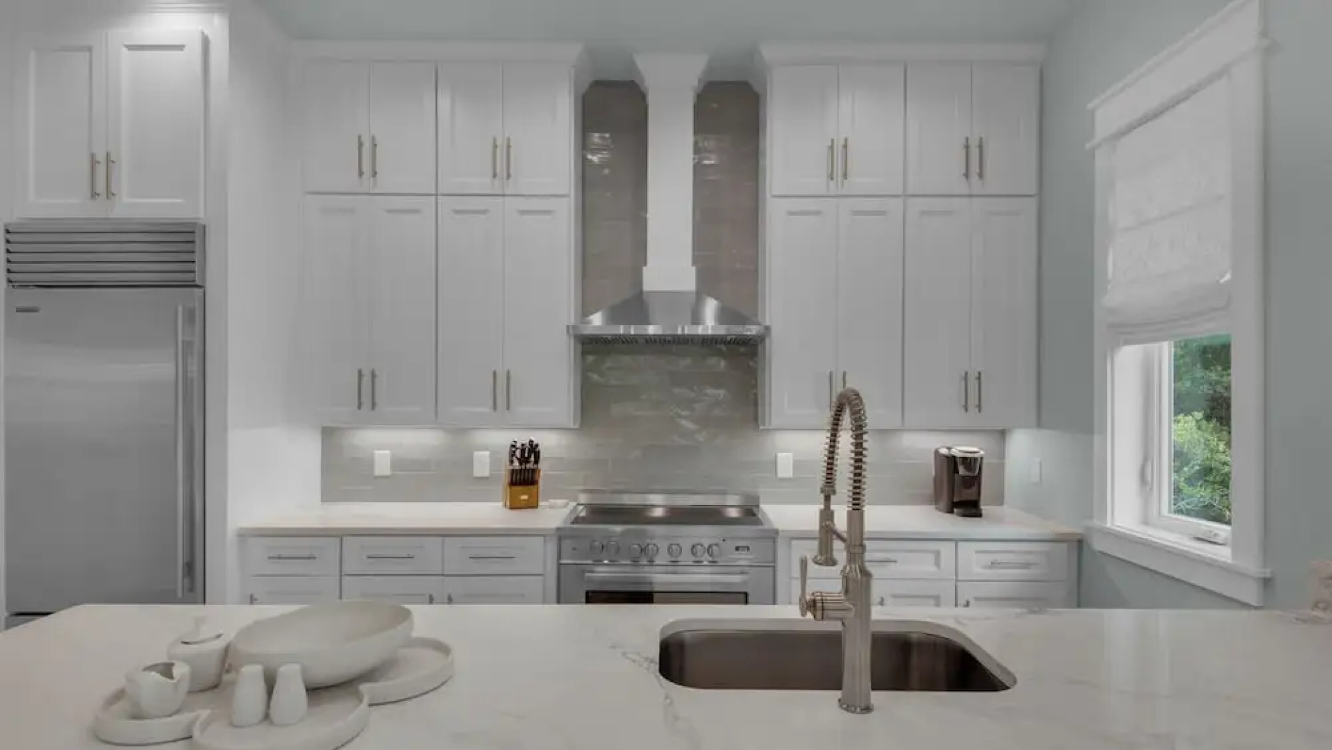 Designer Finishes, Arcade Room, Sleeps 14 & Next to Alys