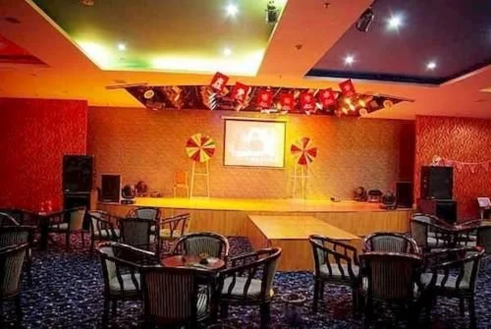 Jiaozuo Xingpeng Zhongzhou Holiday Hotel