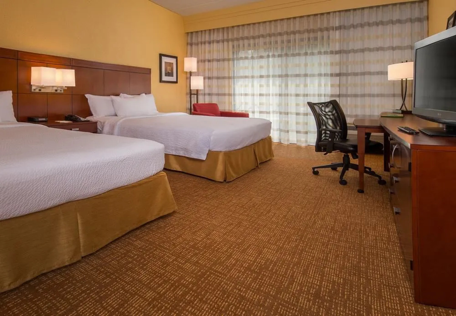 Courtyard Williamsburg Busch Gardens Area