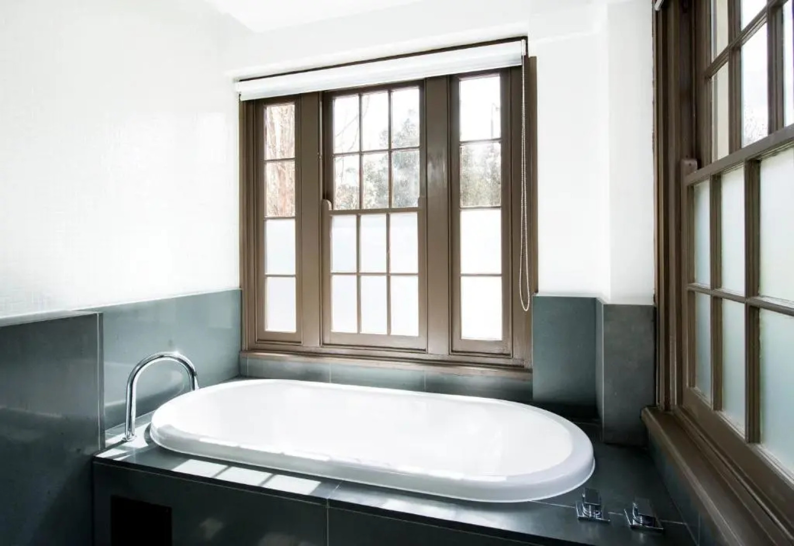 Peppers Gallery Hotel Canberra