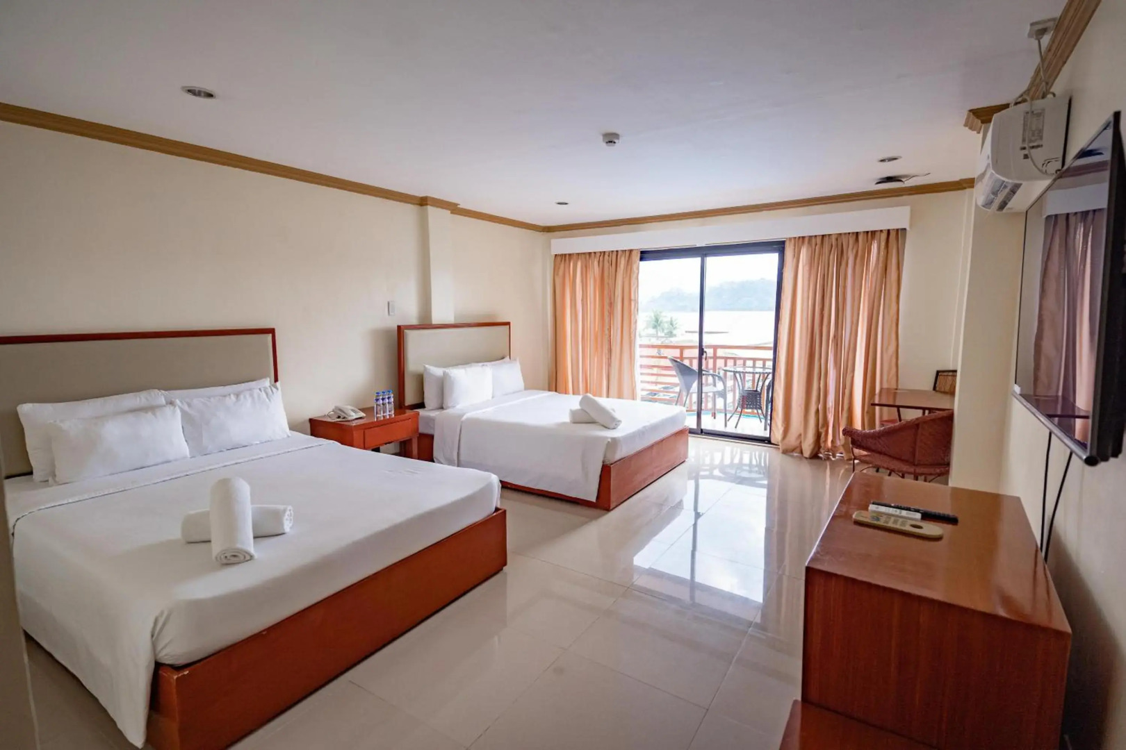 Whiterock Beach Hotel + Waterpark