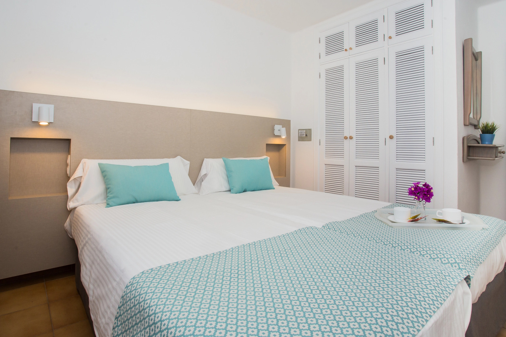 Apartamentos Los Tulipanes