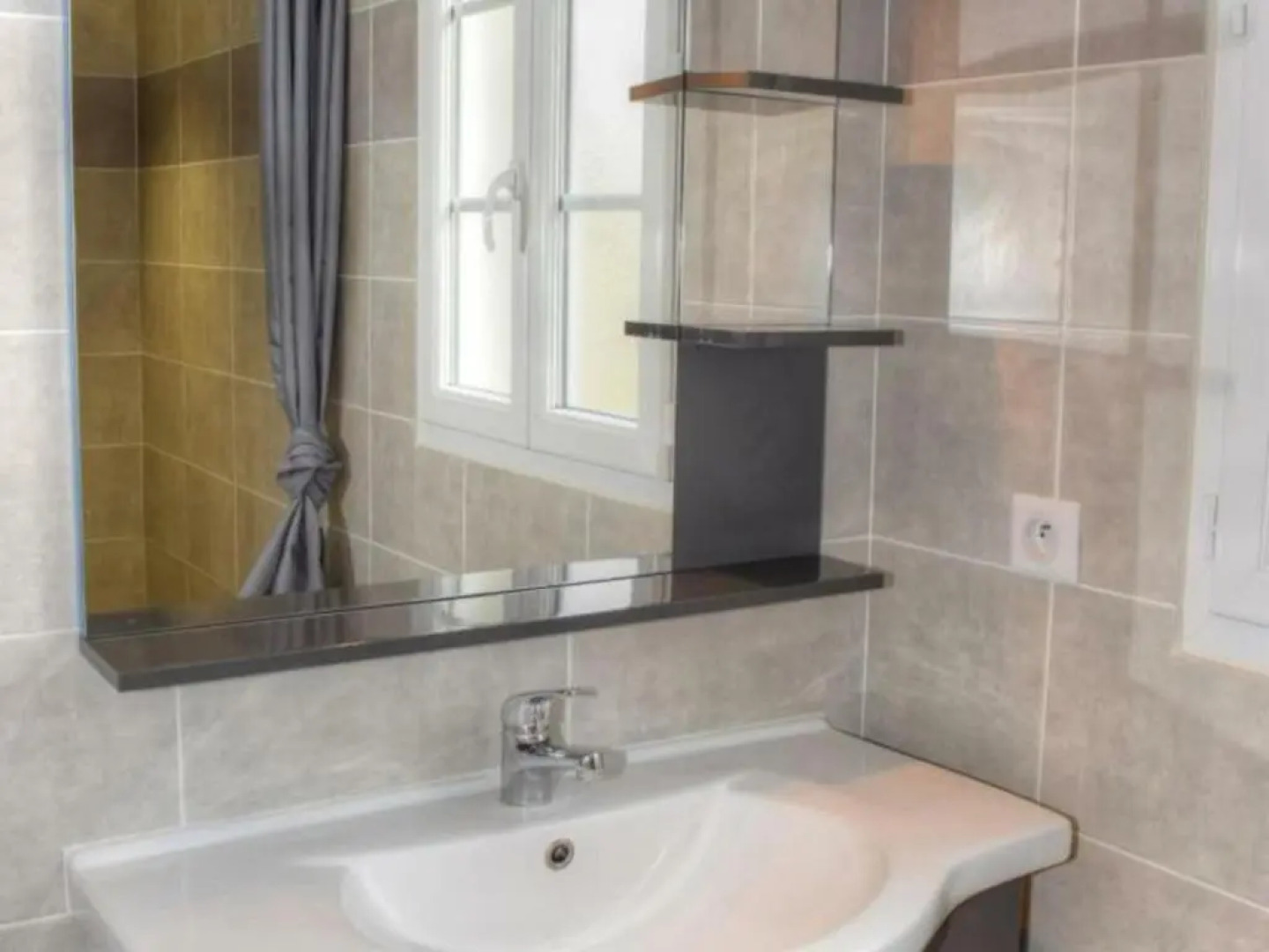 Gîte Rilly-sur-Vienne, 4 pièces, 6 personnes - FR-1-381-481