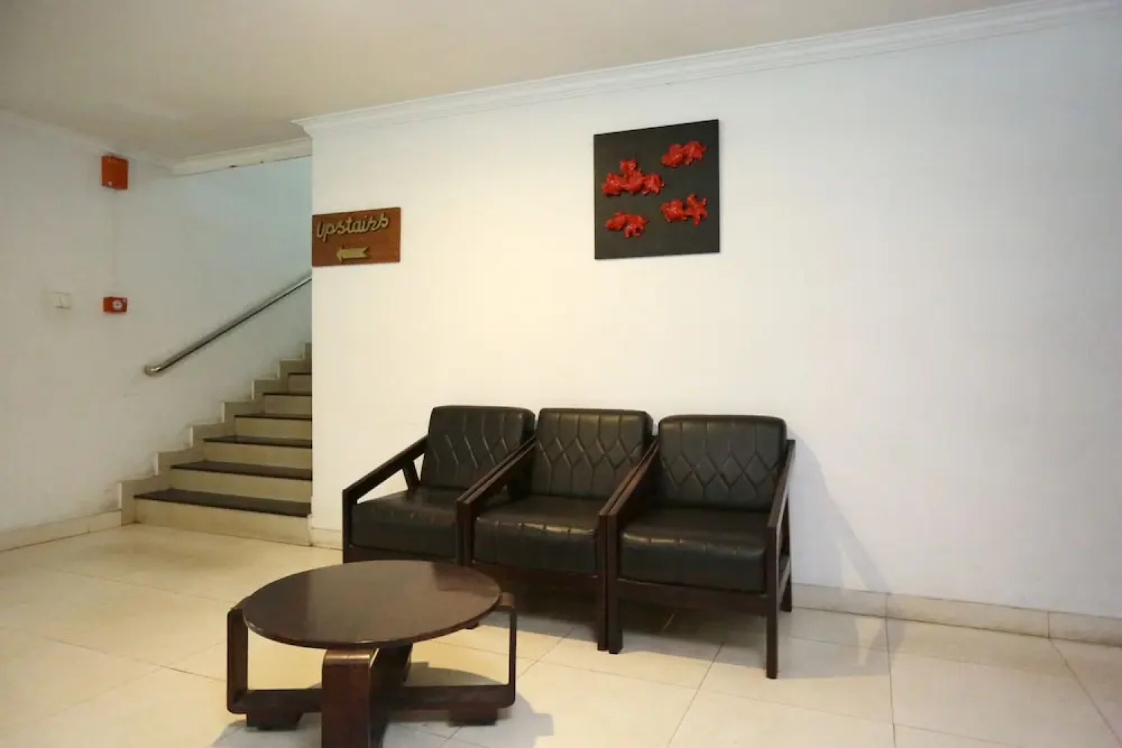 Oyo 15992 Central Hotel