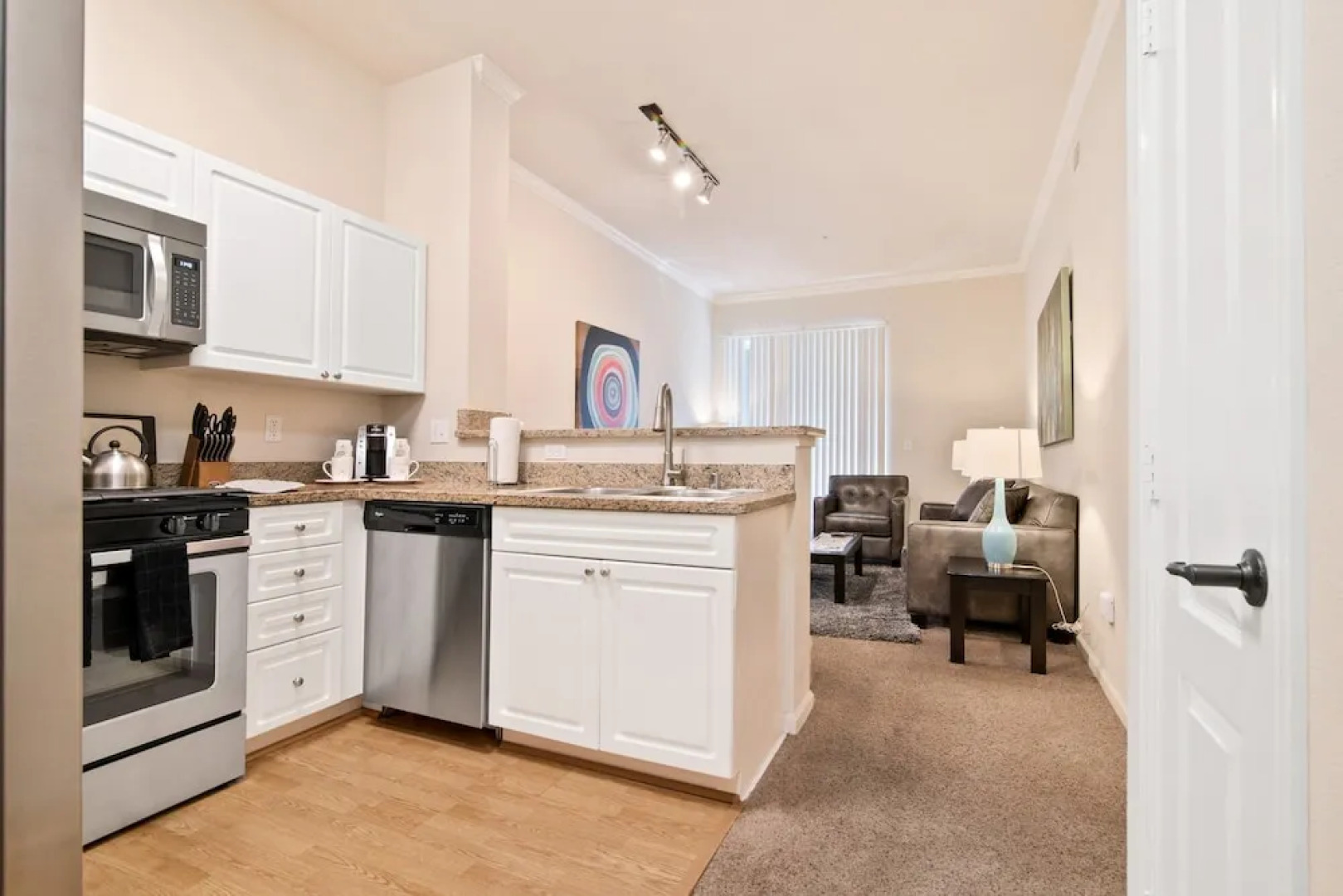 Global Luxury Suites at Agnew Road