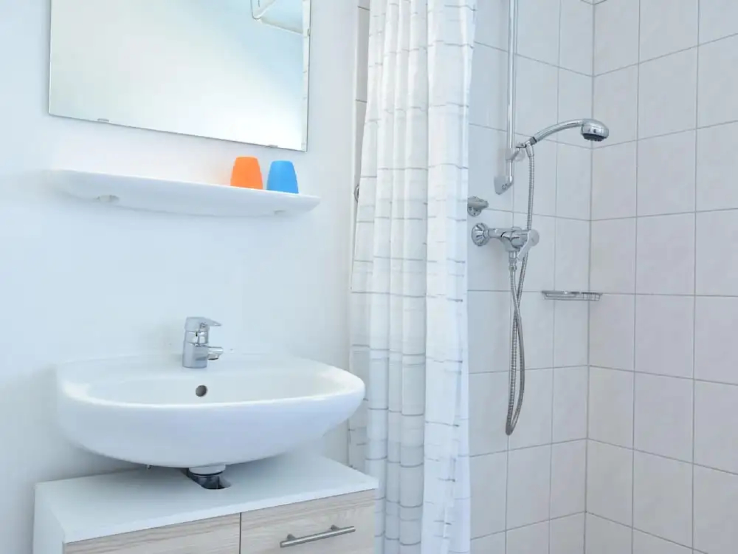 Geraeumige Ferienwohnung mit Garten