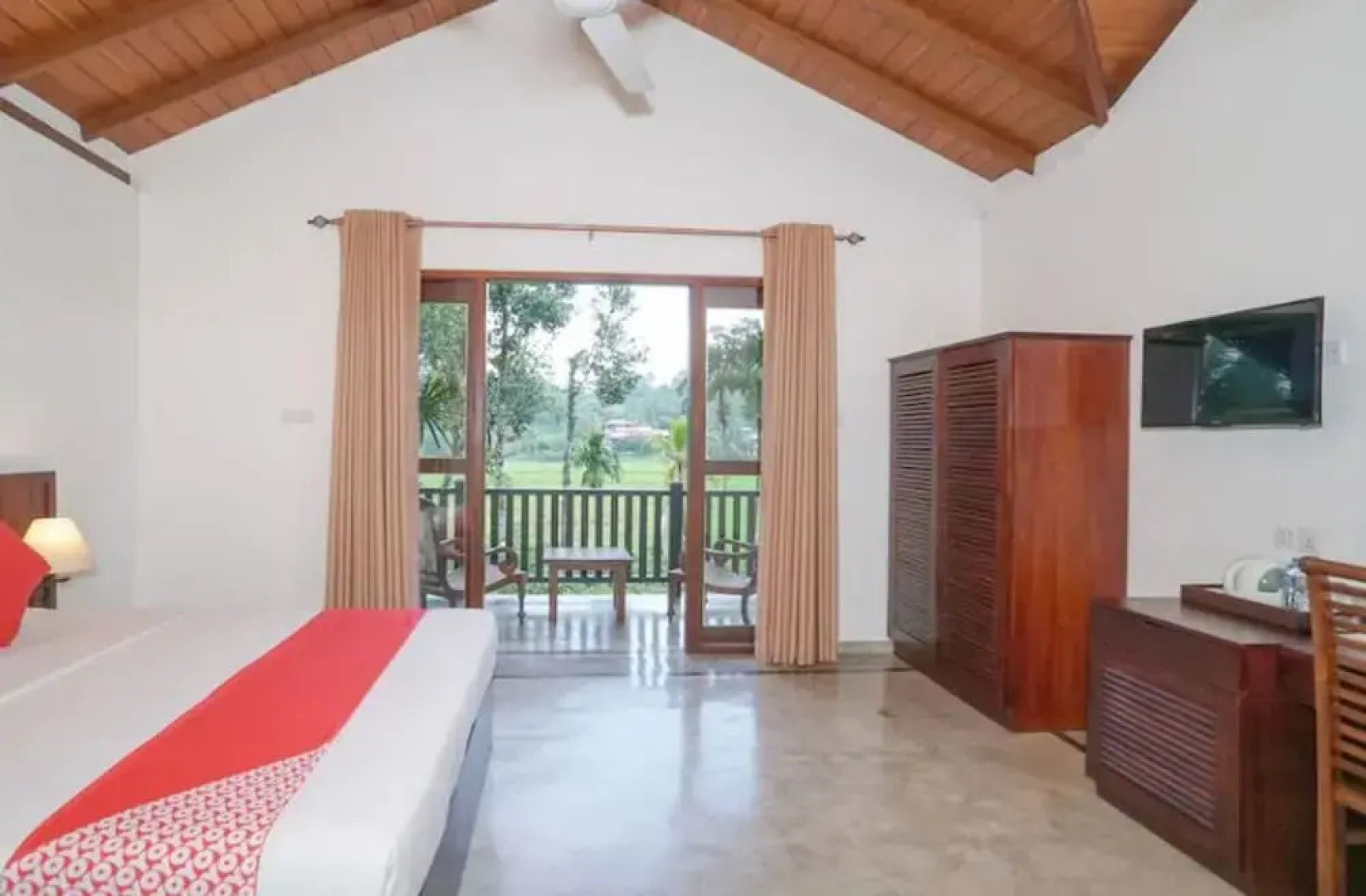 OYO 524 Peacock Villa