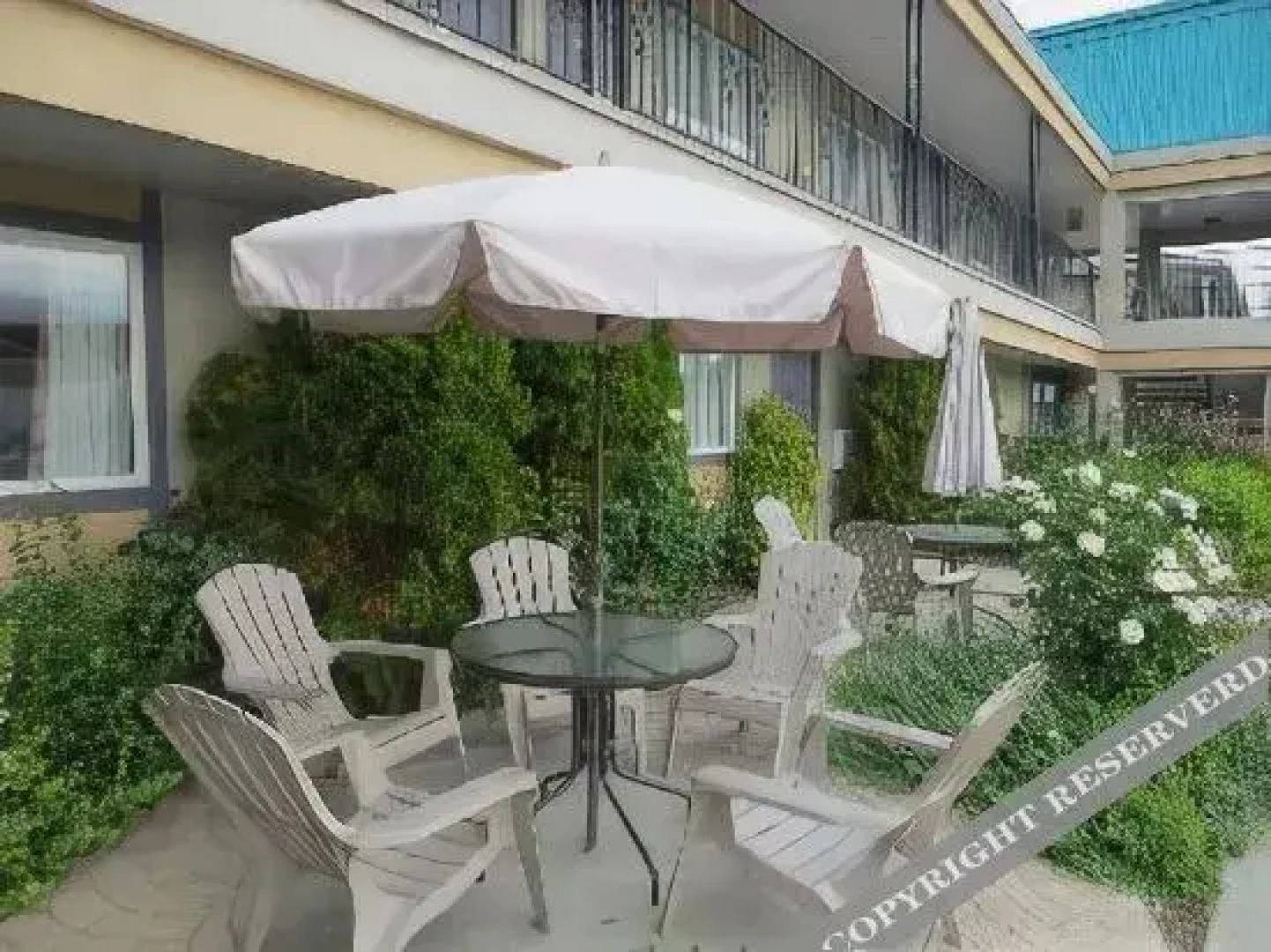 Super 8 Motel - Penticton