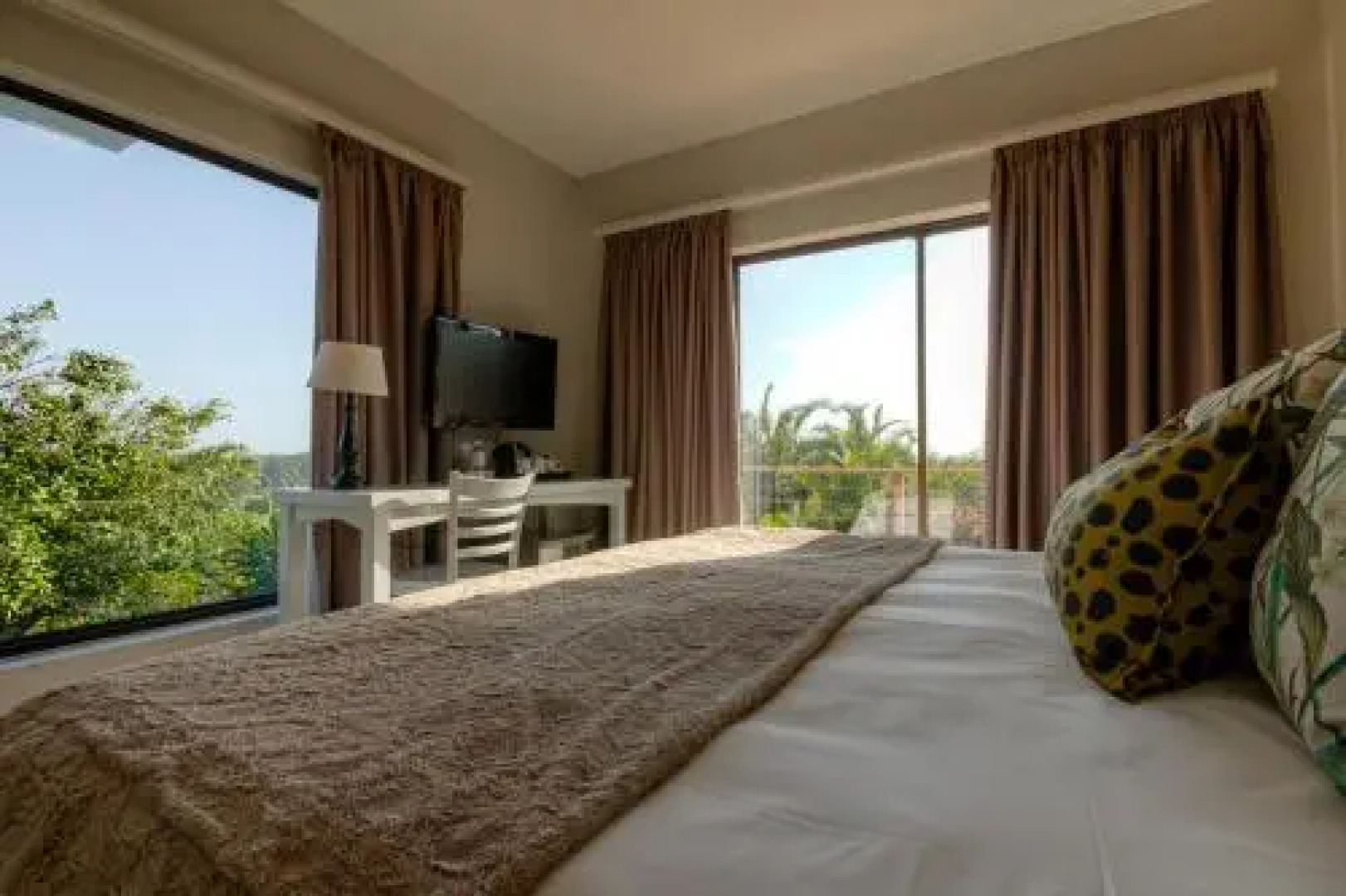 The Ridge Guesthouse