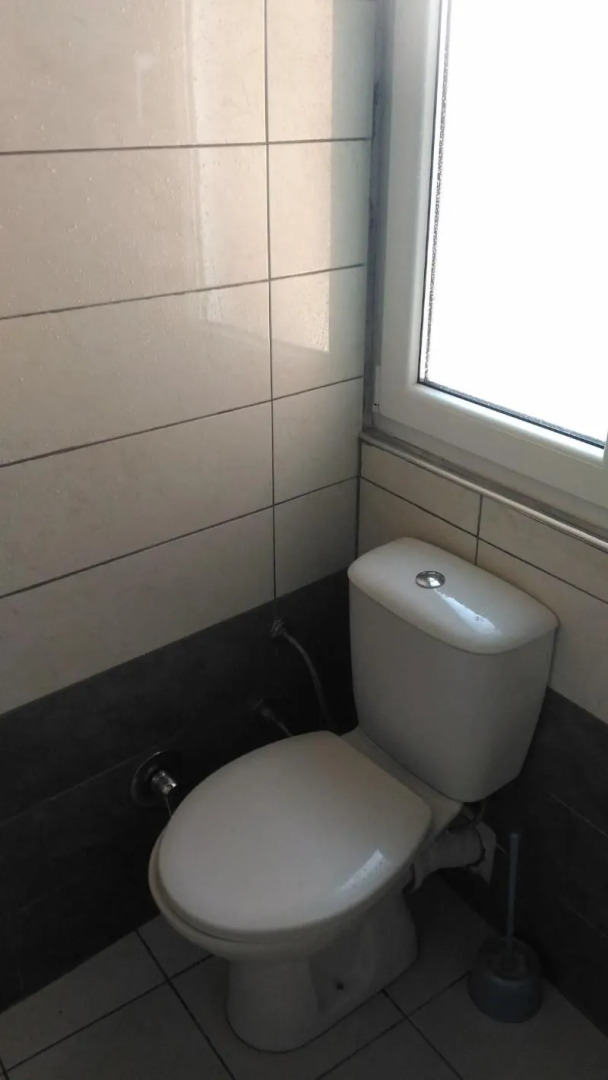 Bulldog Hostel & Club