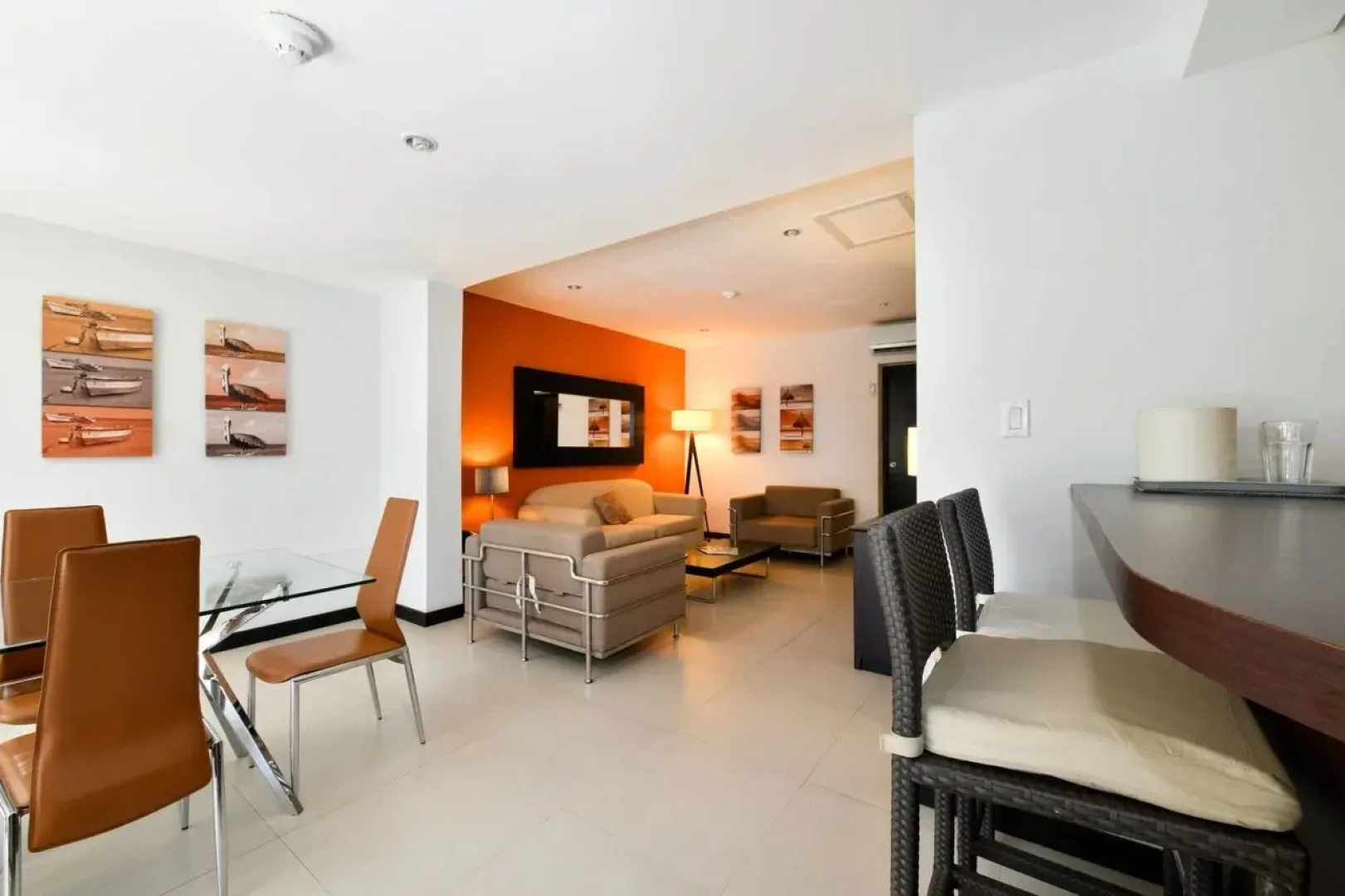 voco Surfside Aruba by IHG