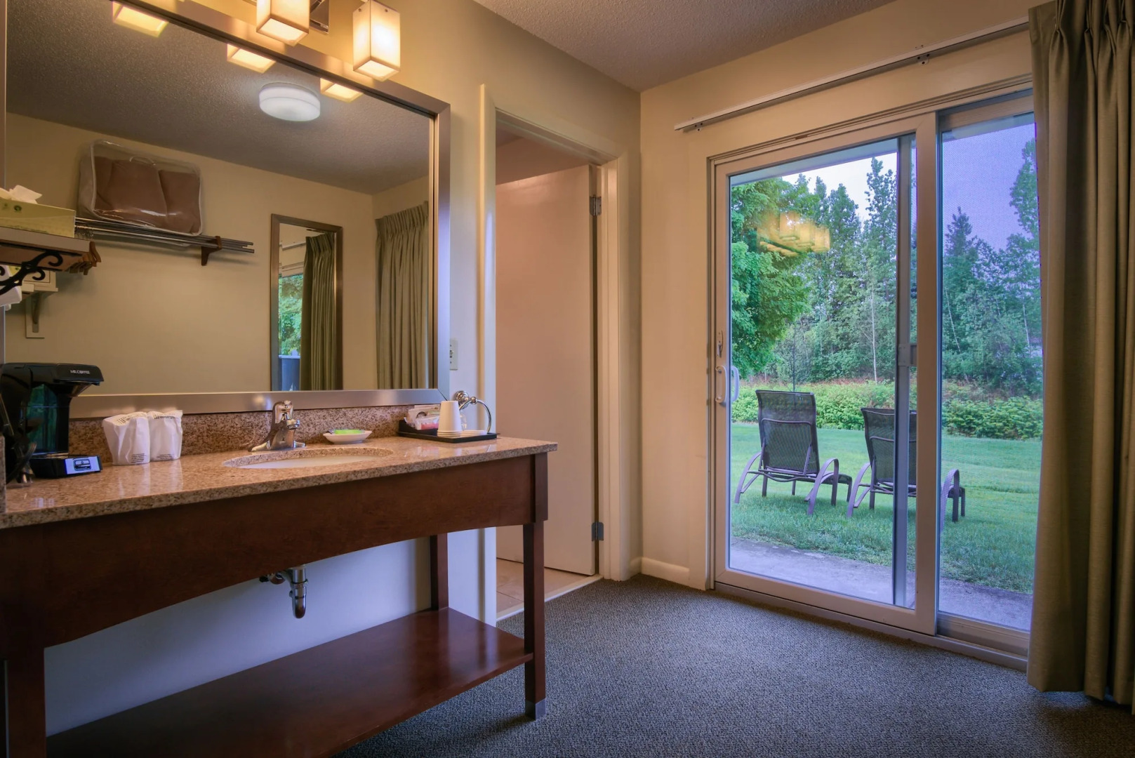 Sun & Ski Inn And Suites