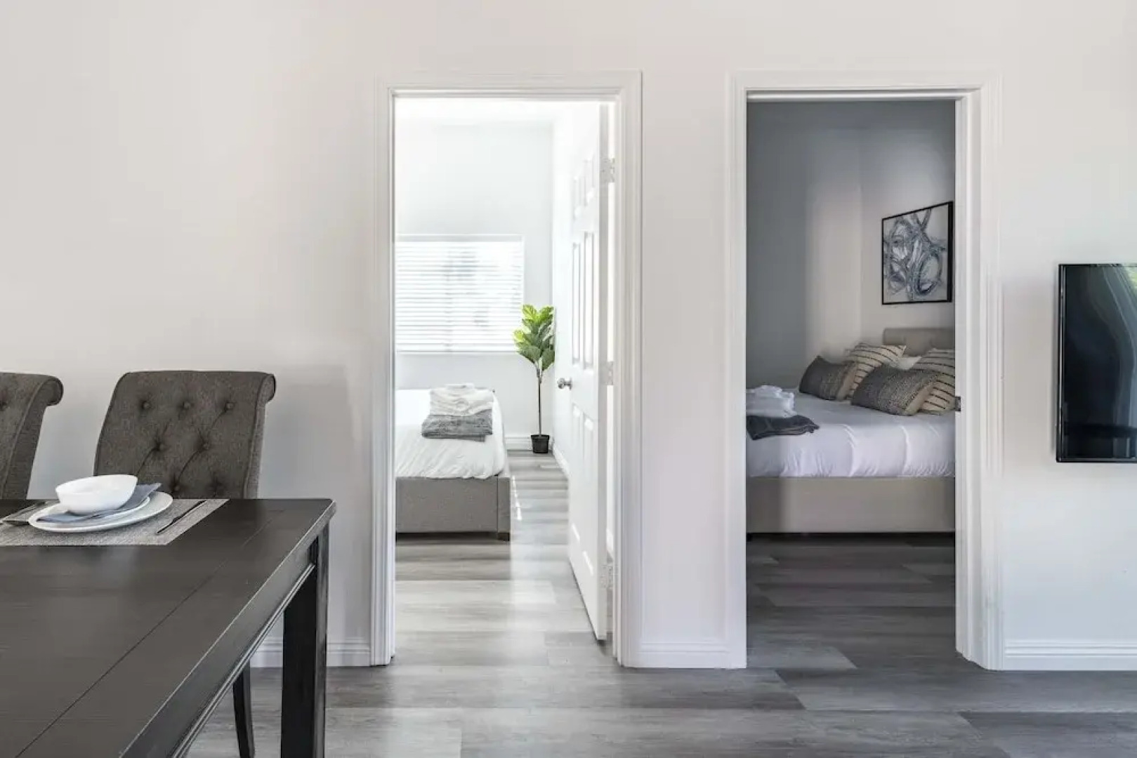 Elegant Retreat Modern Comforts, Prime Location