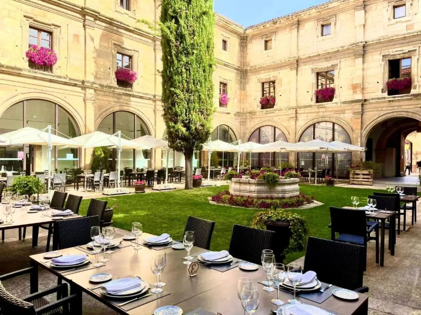 Hotel Real Colegiata San Isidoro